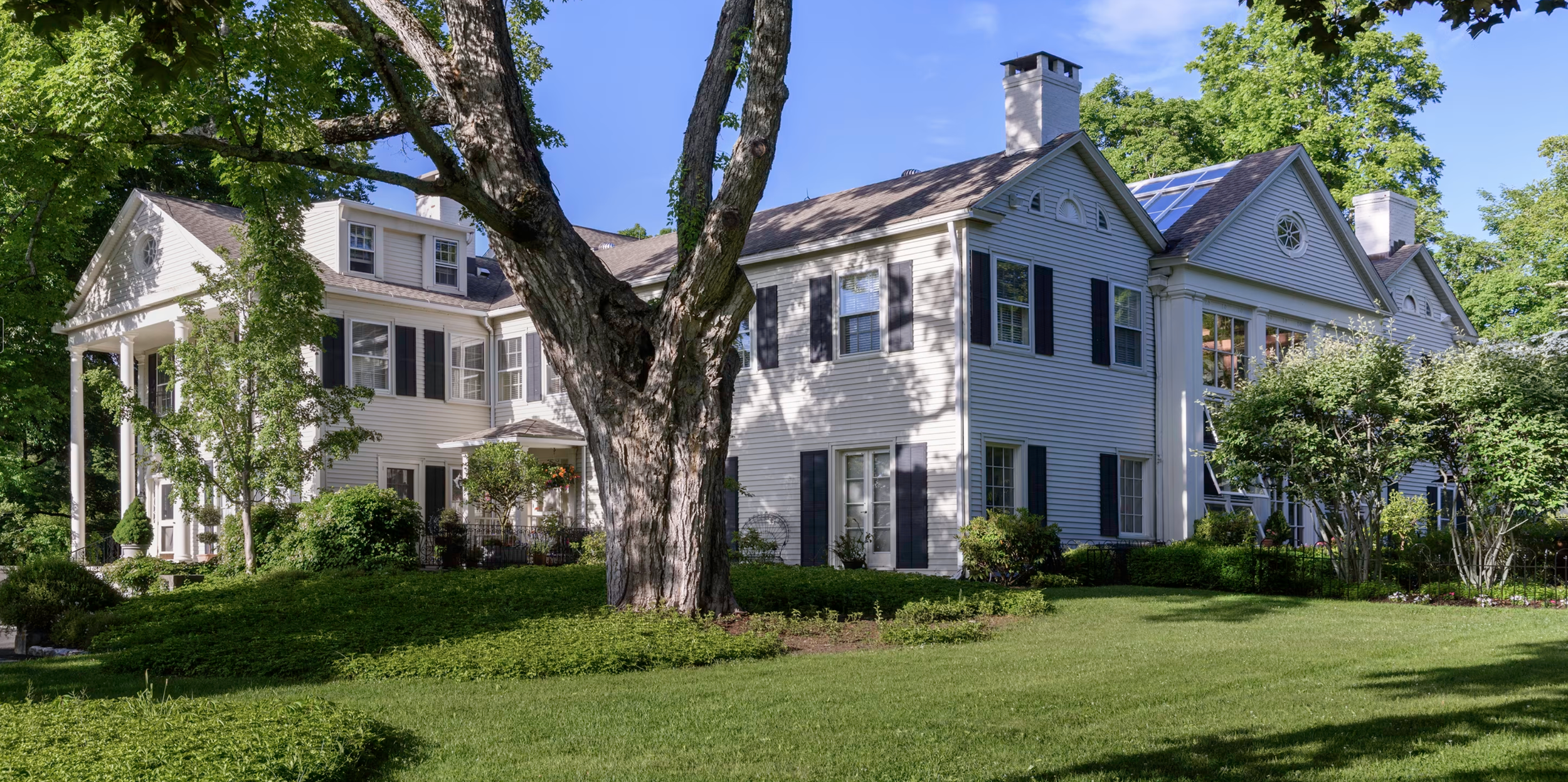 francis-york-great-elm-connecticut-mansion-31.png