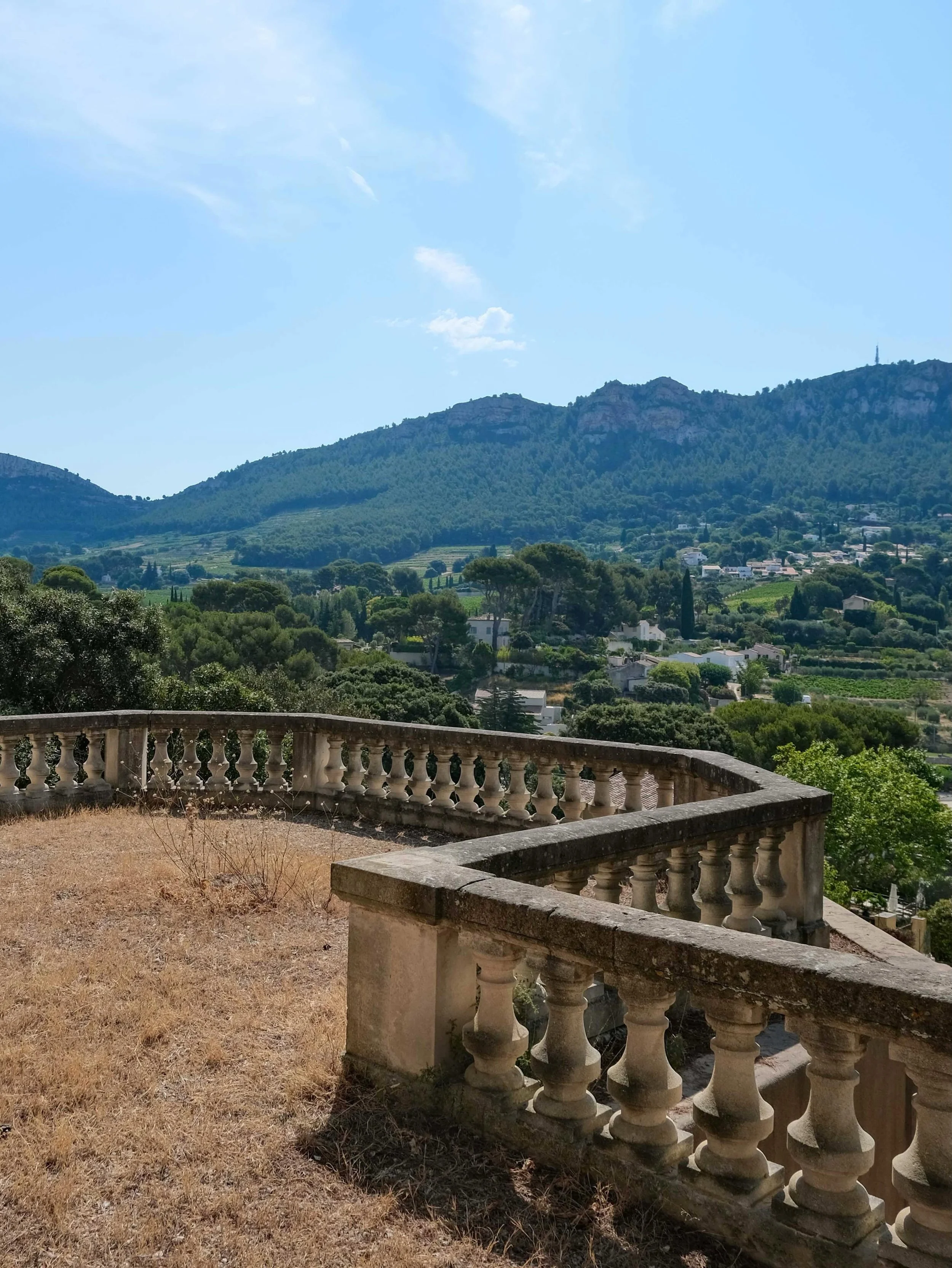 francis-york-pink-18th-century-bastide-cassis-french-riviera-1.jpg