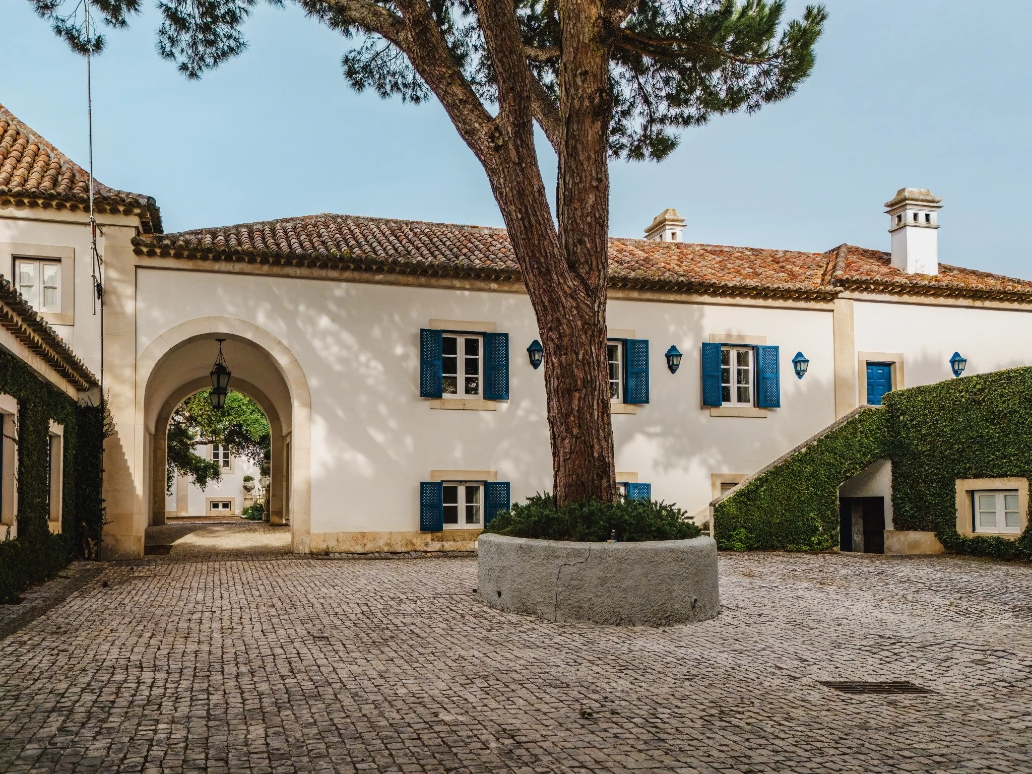 francis-york-quinta-beatriz-patino-portuguese-riviera-105(1).jpg