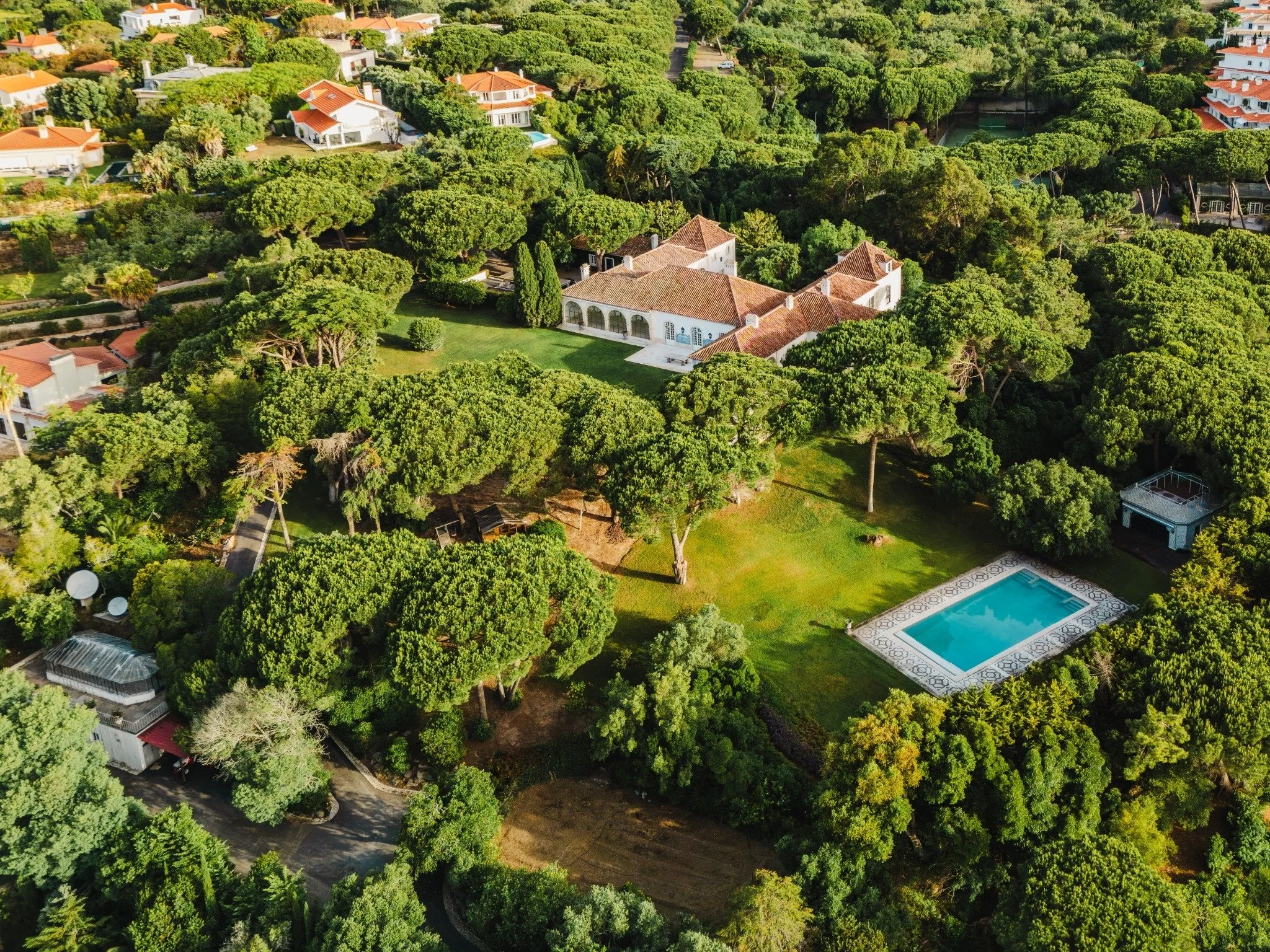 francis-york-quinta-beatriz-patino-portuguese-riviera-9(1).jpg