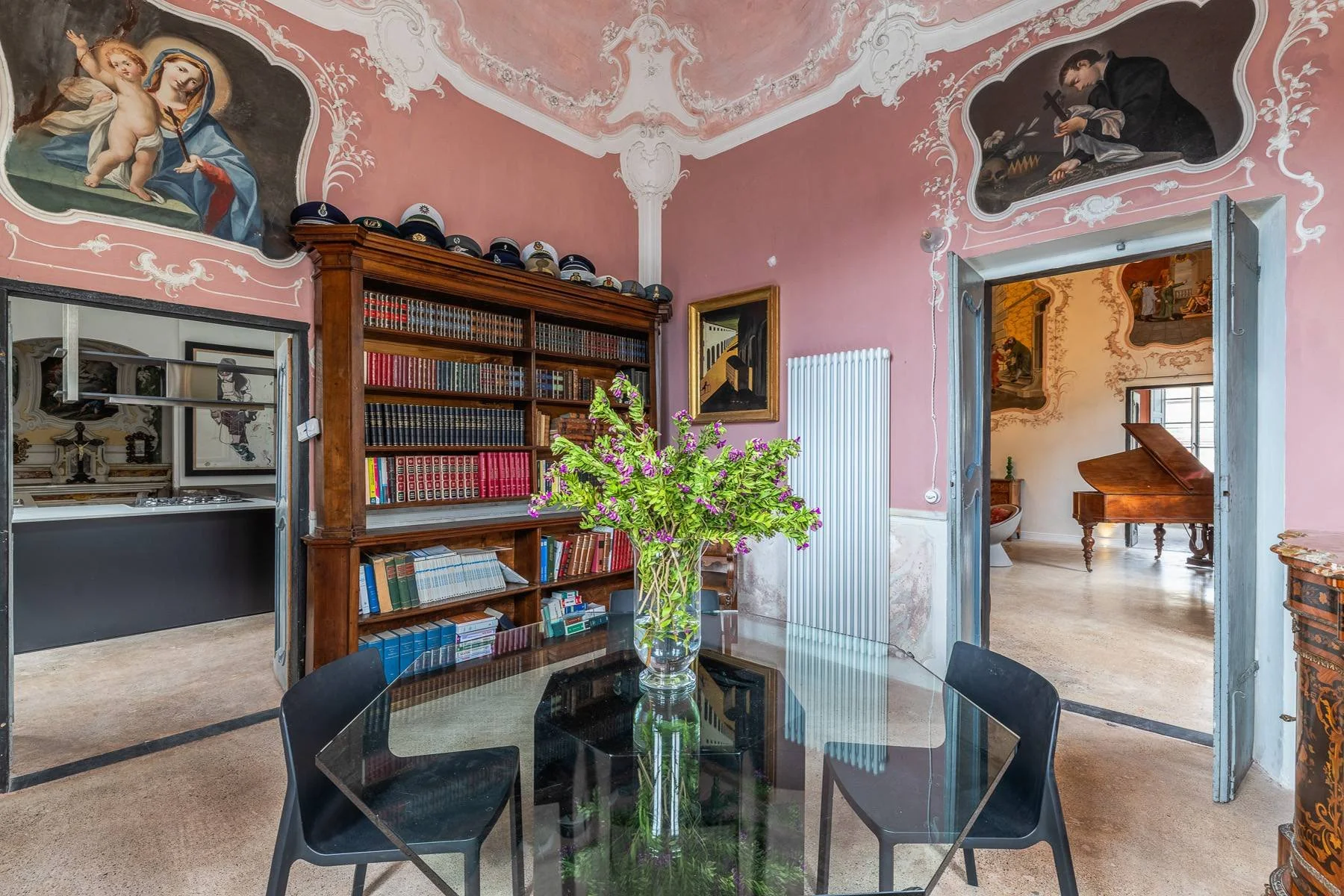francis-york-16th-century-villa-finale-ligure-italian-riviera-23.jpg