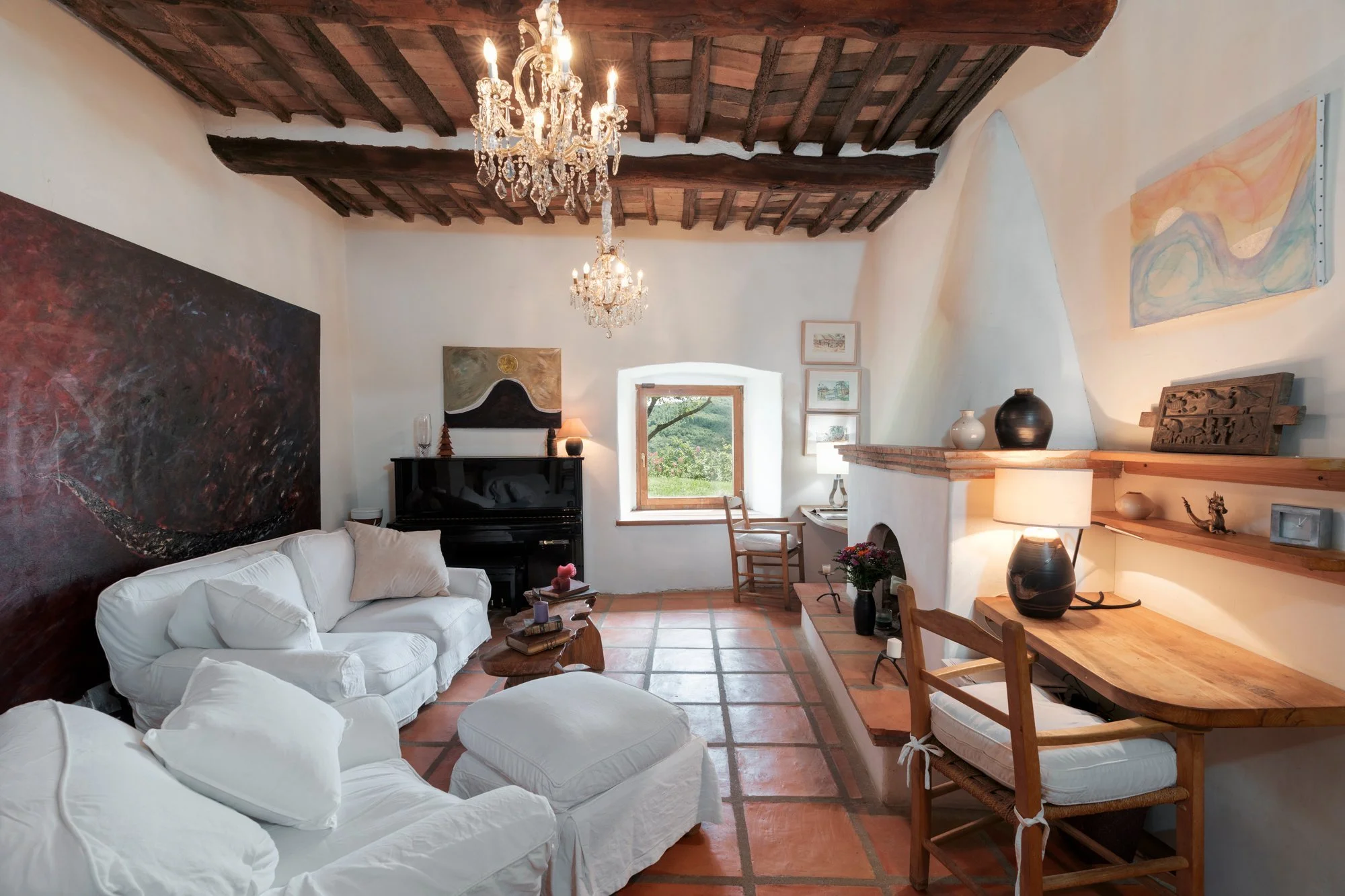 francis-york-chianti-medieval-watchtower-farmhouse-castellina-knight-frank-15.jpg