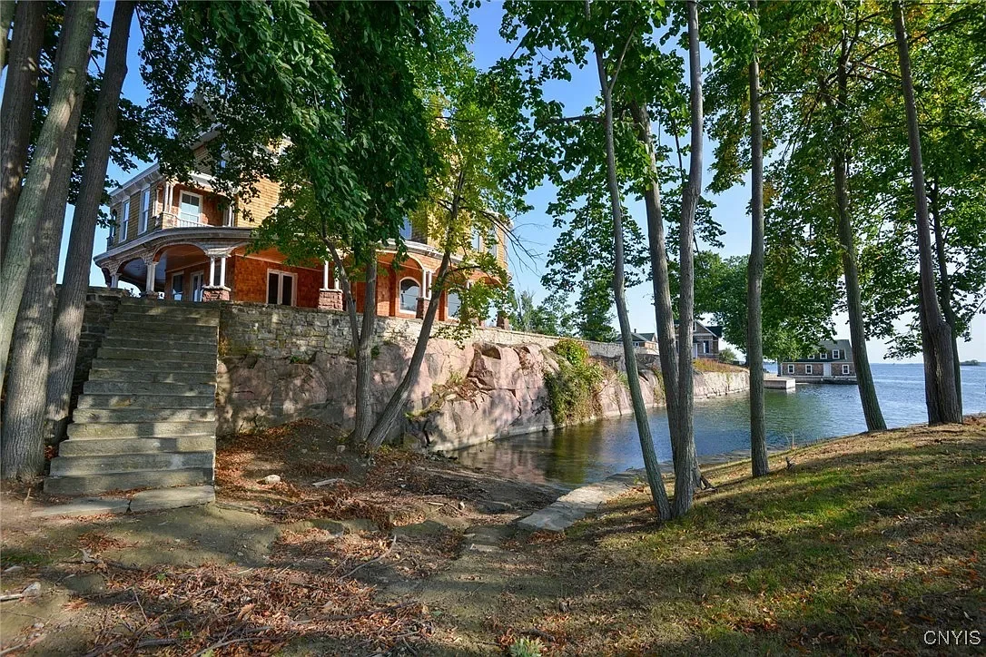 francis-york-sport-island-private-island-thousand-islands-new-york-27.webp