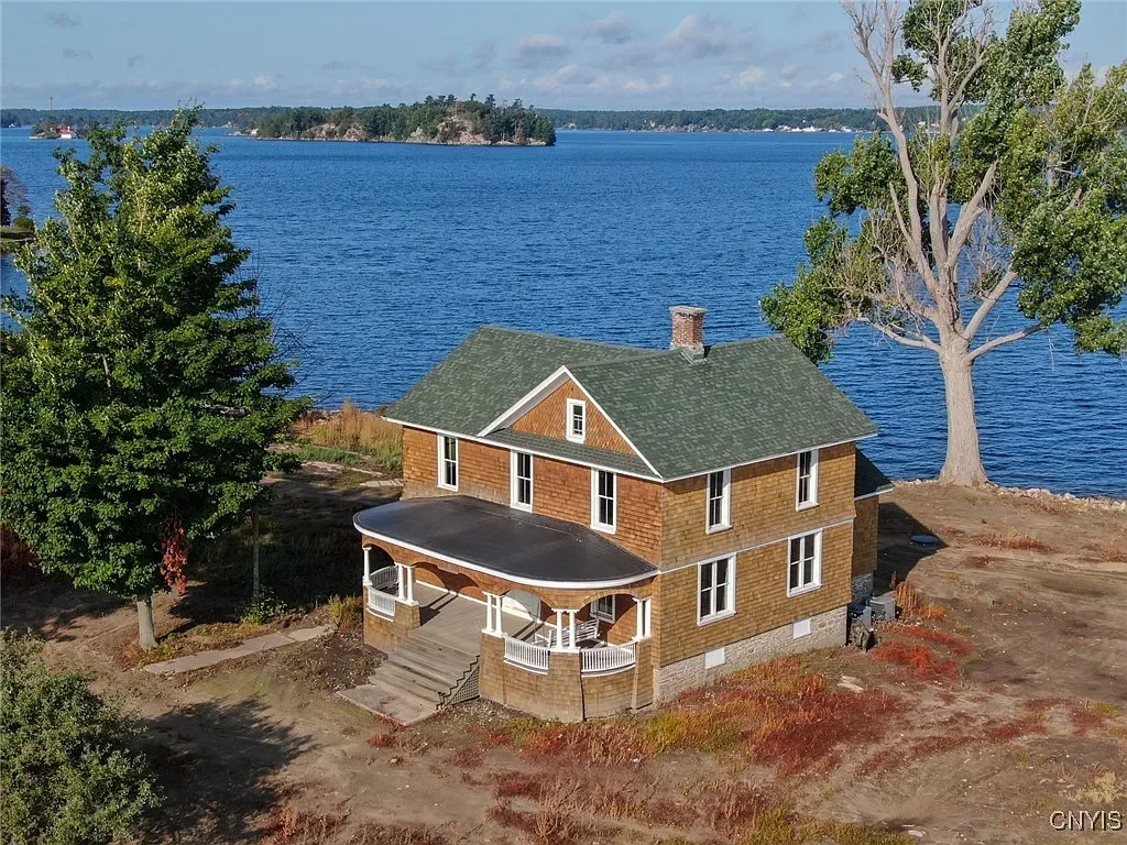 francis-york-sport-island-private-island-thousand-islands-new-york-11.webp
