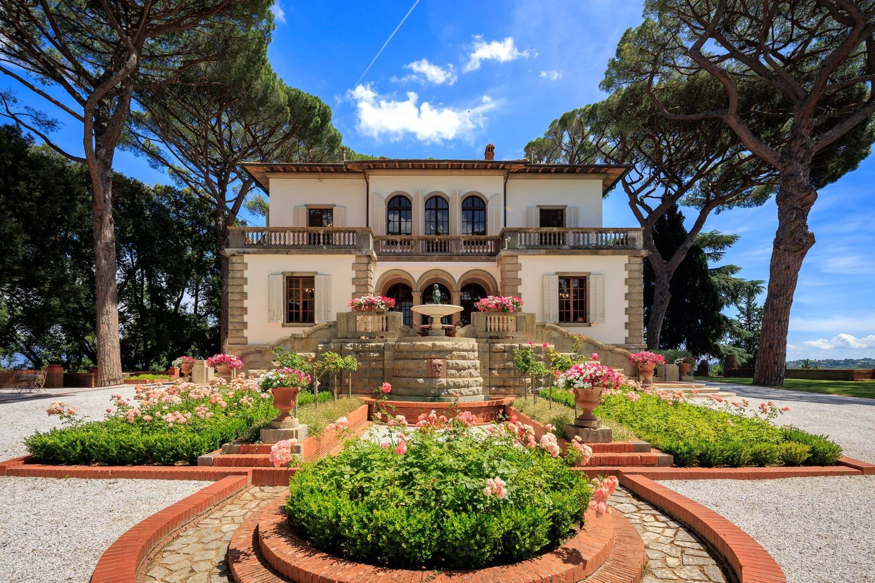 francis-york-fauglia-art-nouveau-villa-tuscany-pisa-1.jpg