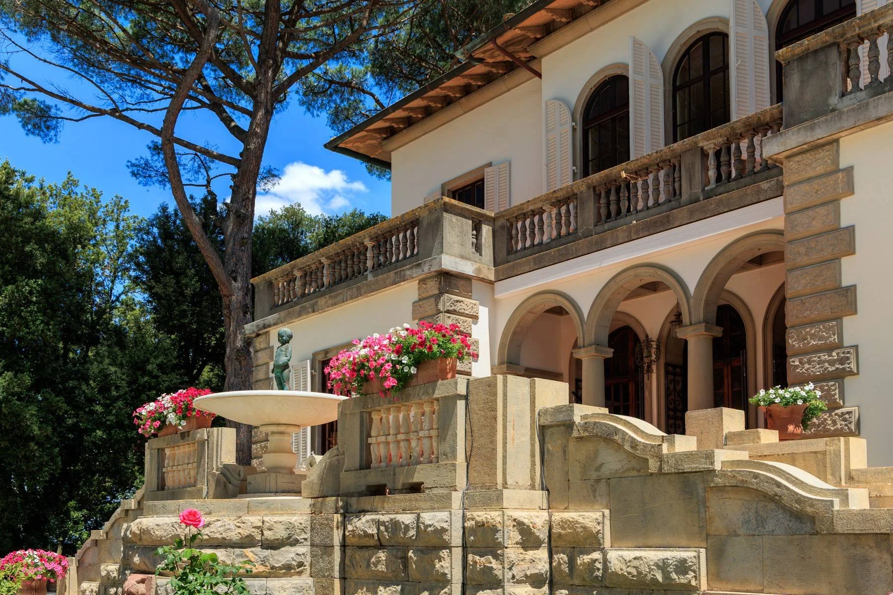 francis-york-fauglia-art-nouveau-villa-tuscany-pisa-5.jpg