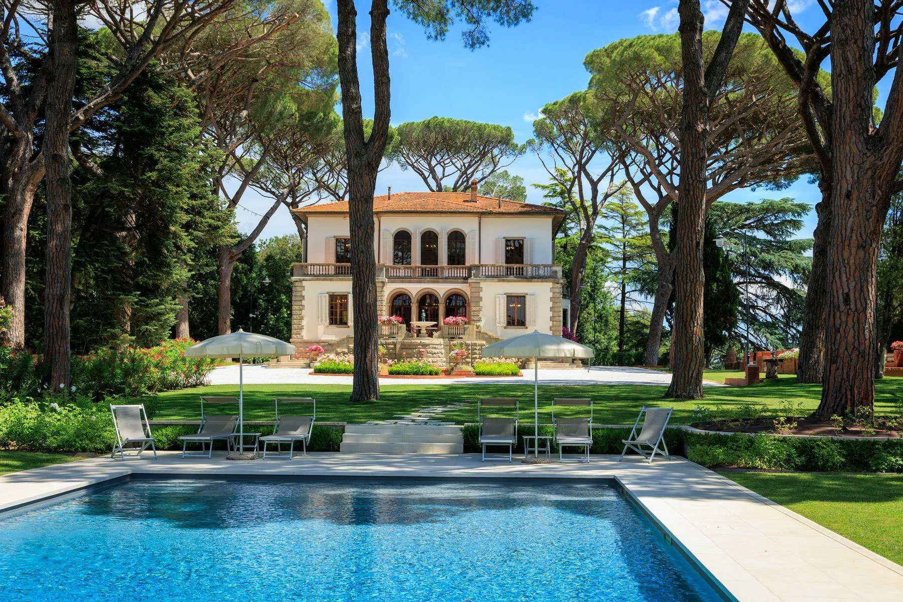francis-york-fauglia-art-nouveau-villa-tuscany-pisa-7.jpg