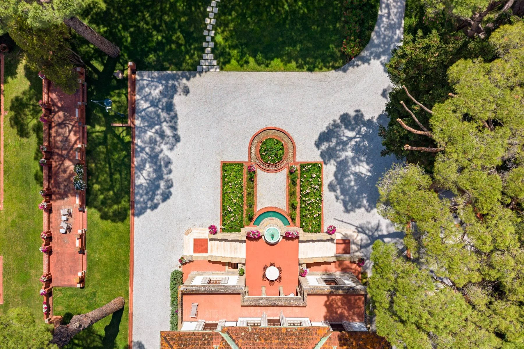 francis-york-fauglia-art-nouveau-villa-tuscany-pisa-13.jpg