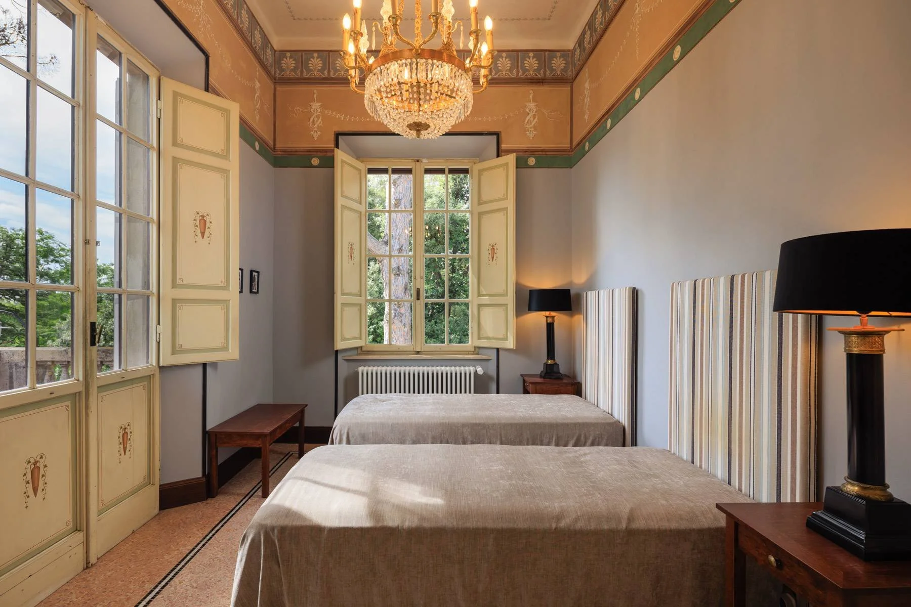 francis-york-fauglia-art-nouveau-villa-tuscany-pisa-21.jpg