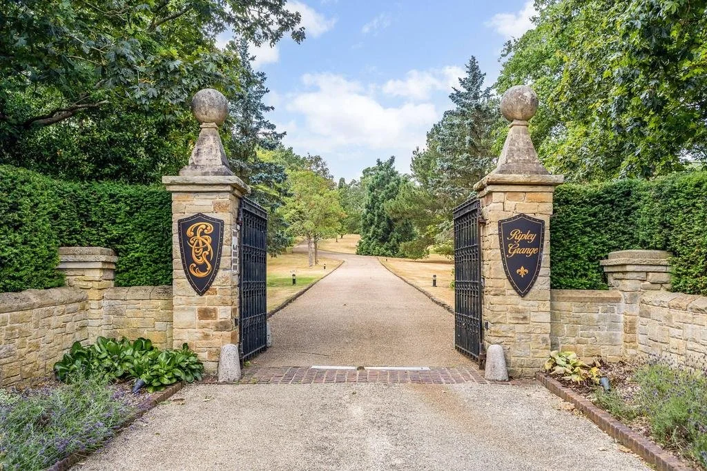 francis-york-ripley-grange-1920s-country-house-near-london-35.jpg