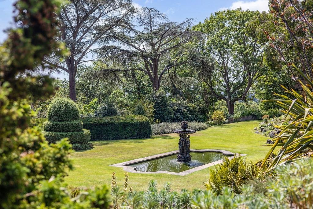 francis-york-ripley-grange-1920s-country-house-near-london-28.jpg