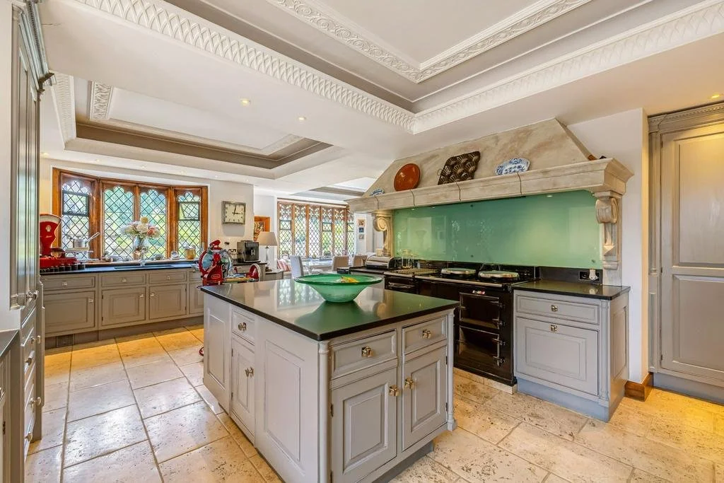 francis-york-ripley-grange-1920s-country-house-near-london-8.jpg