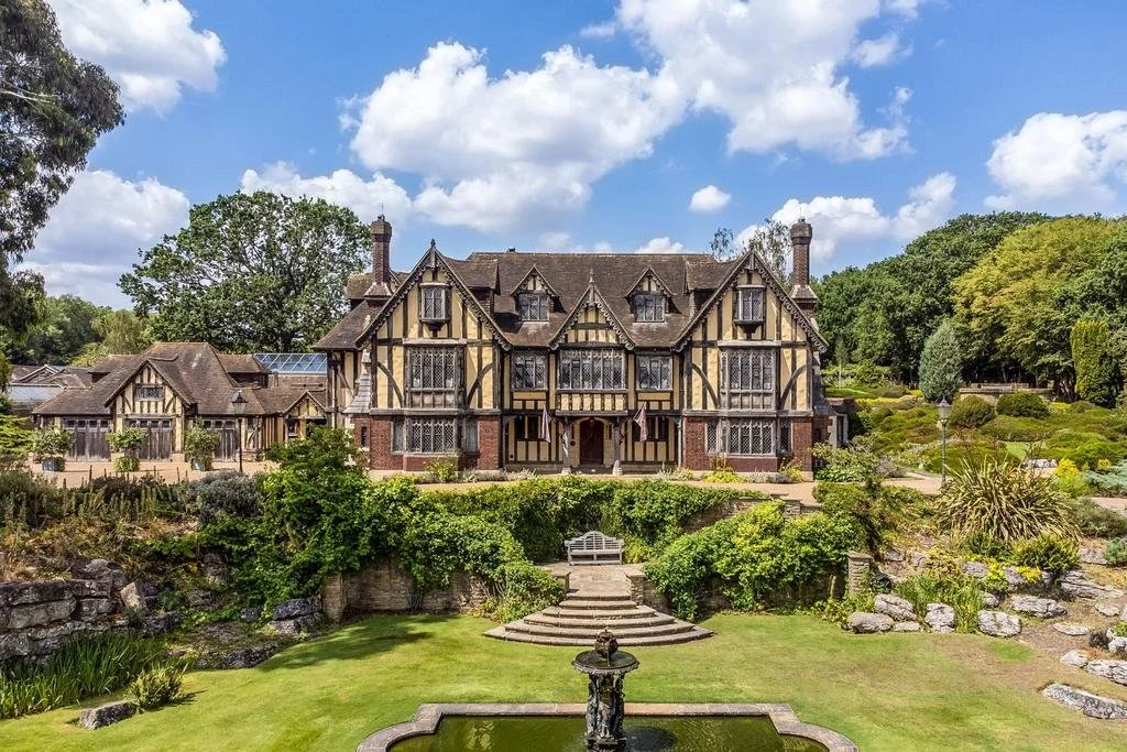 francis-york-ripley-grange-1920s-country-house-near-london-1.jpg