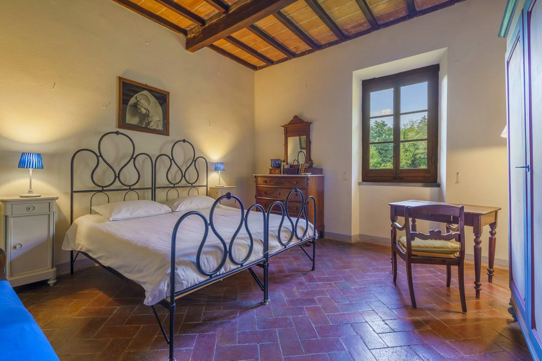 francis-york-109-acre-tuscan-estate-near-florence-for-sale24.jpg