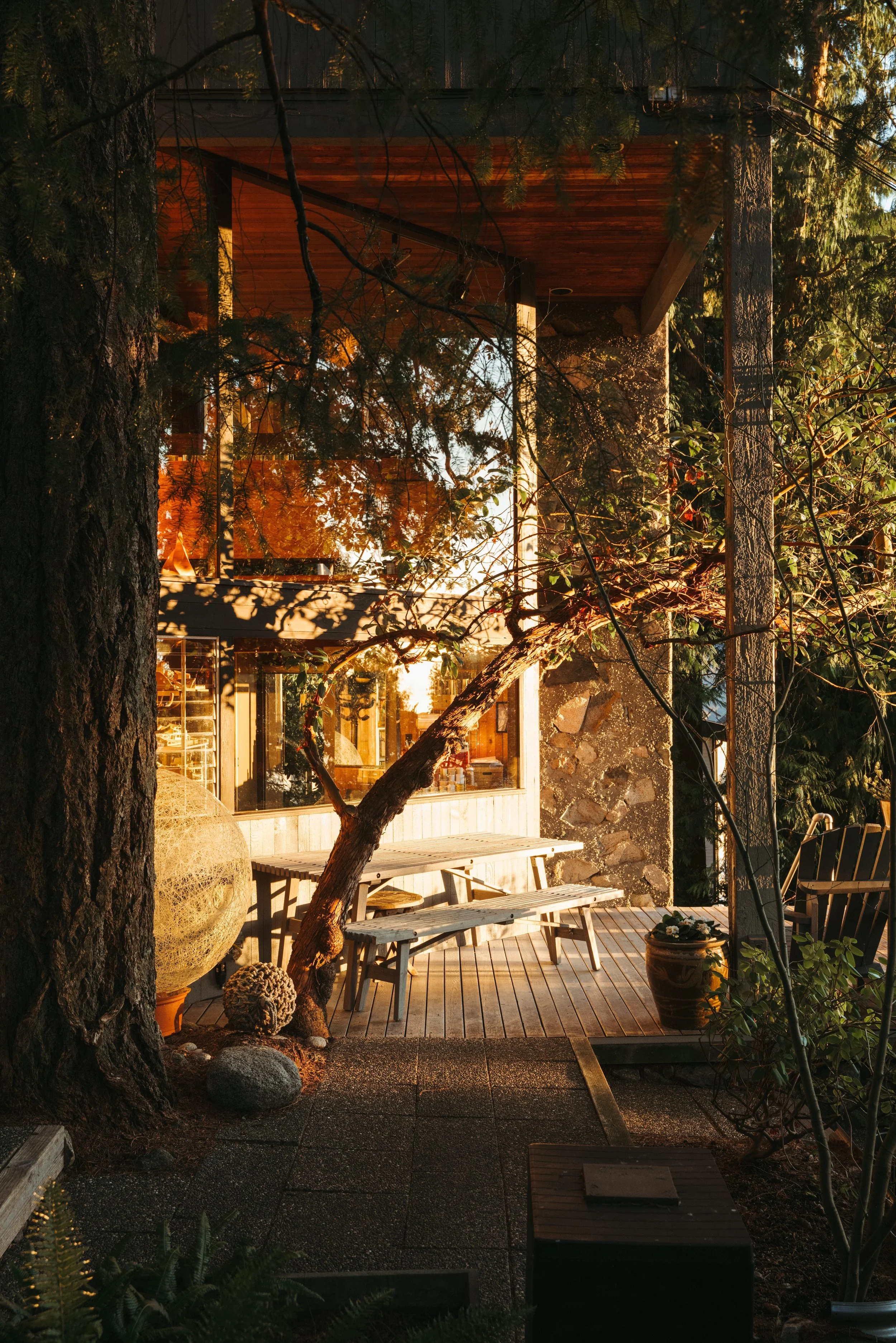 francis-york-Barry-Griblin-House-1973-West-Coast-Modern-West-Vancouver-7.jpg