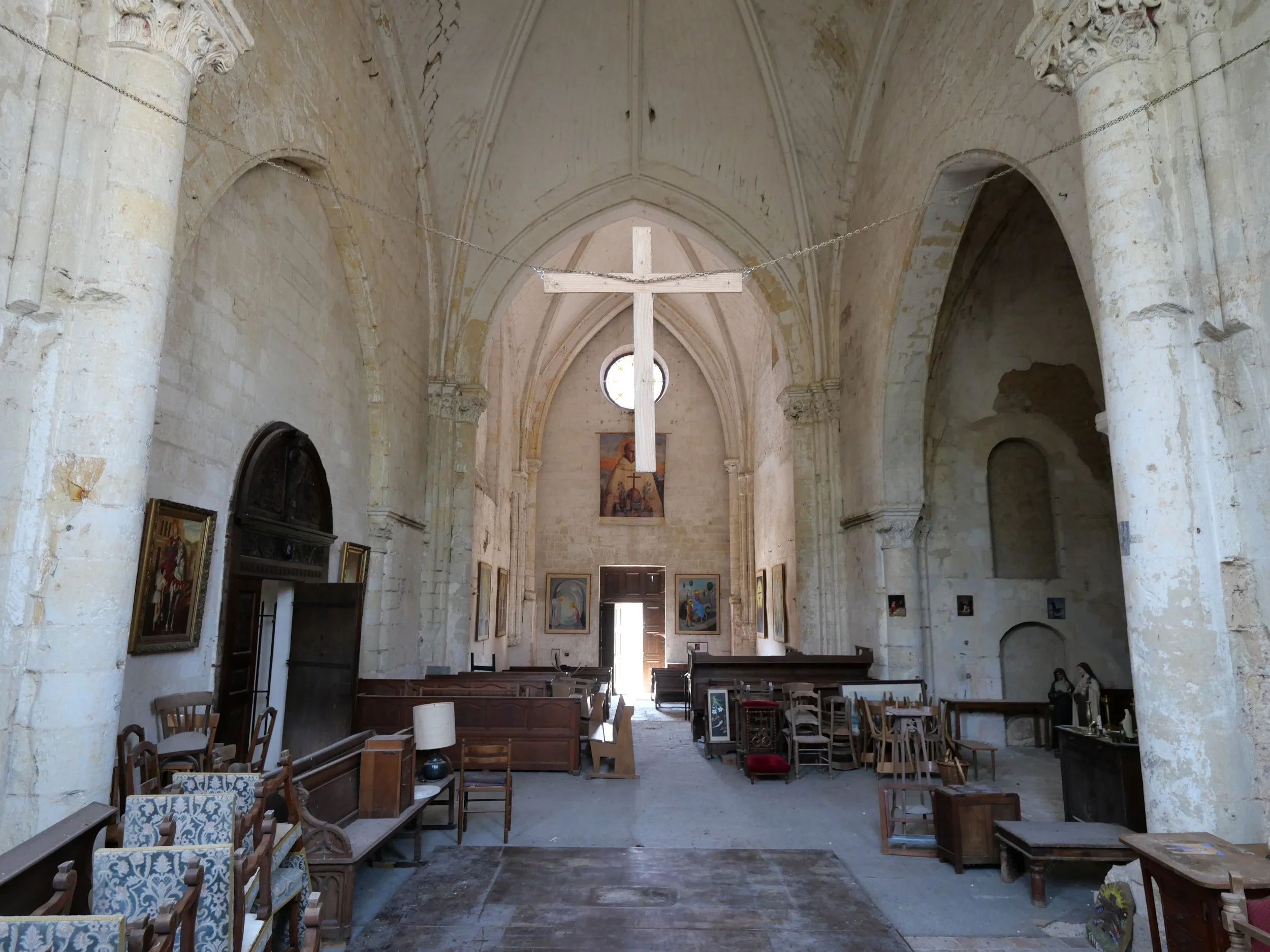francis-york-a-former-benedictine-abbey-with-an-18th-century-chteau-and-abbey-church-is-for-sale-in-frances-loir-valley-105.JPG
