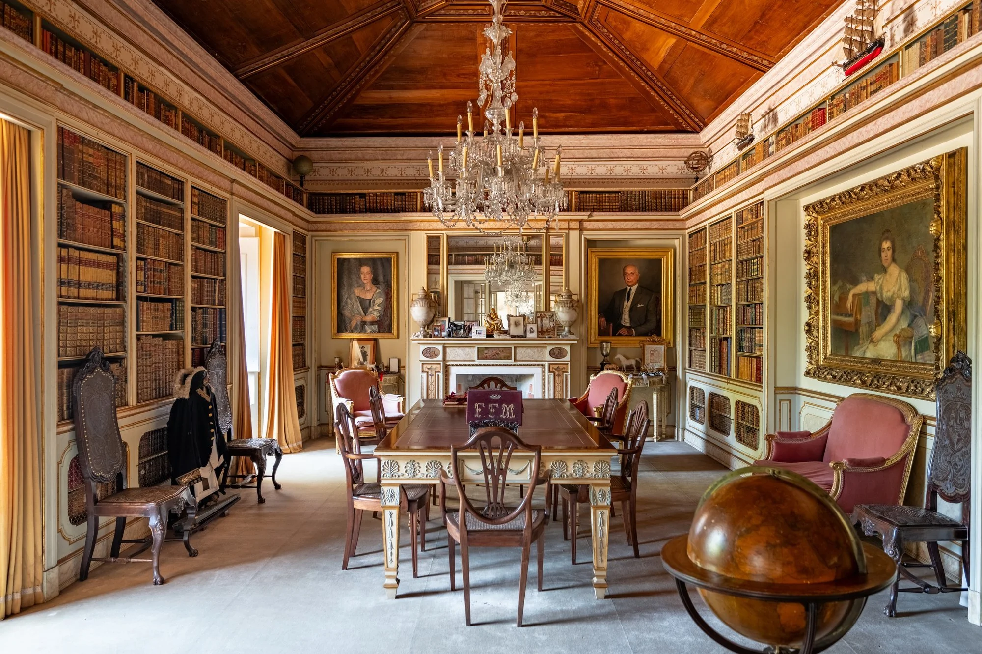 francis-york-quinta-do-paco-da-graciosa-baroque-palace-portugal-20.jpg