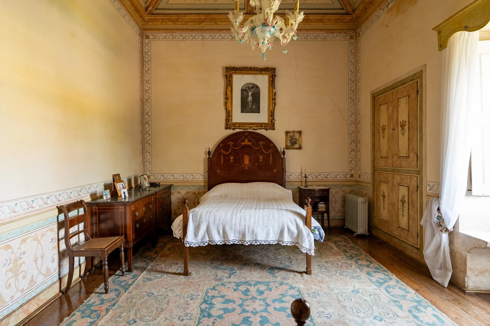 francis-york-quinta-do-paco-da-graciosa-baroque-palace-portugal-14.jpg