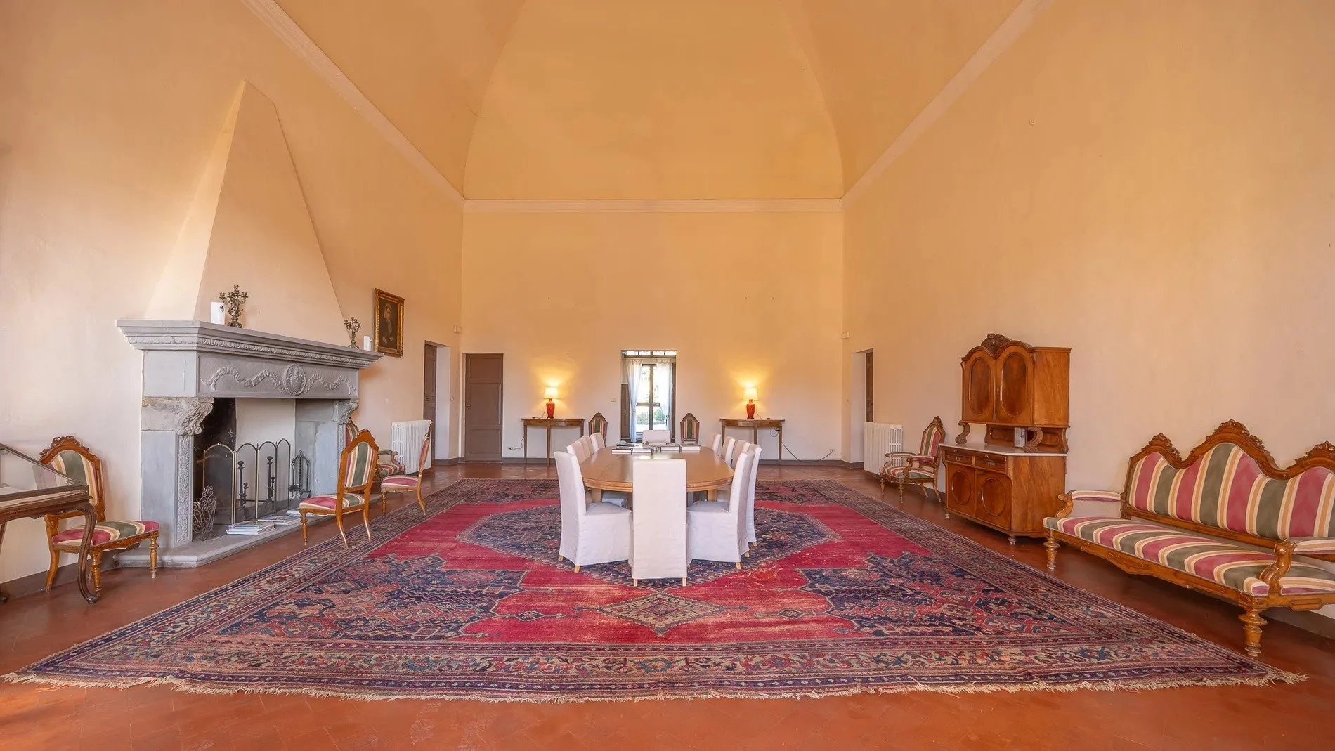 francis-york-a-17th-century-tuscan-estate-near-chianti-classico-with-olive-groves-vineyards-and-ancient-wine-cellars-16.jpg