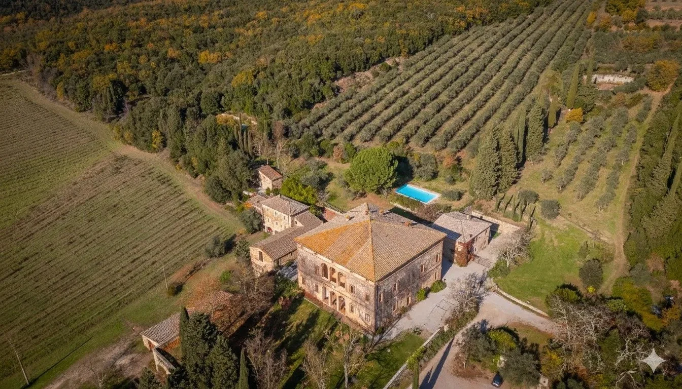 francis-york-a-17th-century-tuscan-estate-near-chianti-classico-with-olive-groves-vineyards-and-ancient-wine-cellars-4.jpg