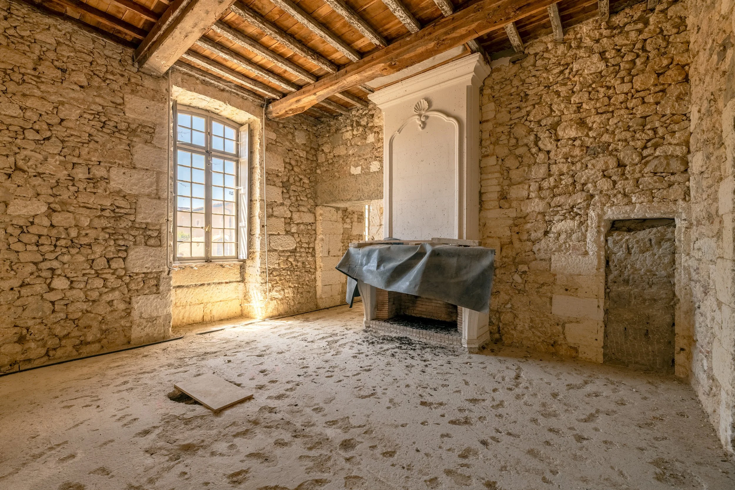 francis-york-PER-3888-FDL-18th-century-chateau-to-restore-185-acres-dordogne-france-8.jpg
