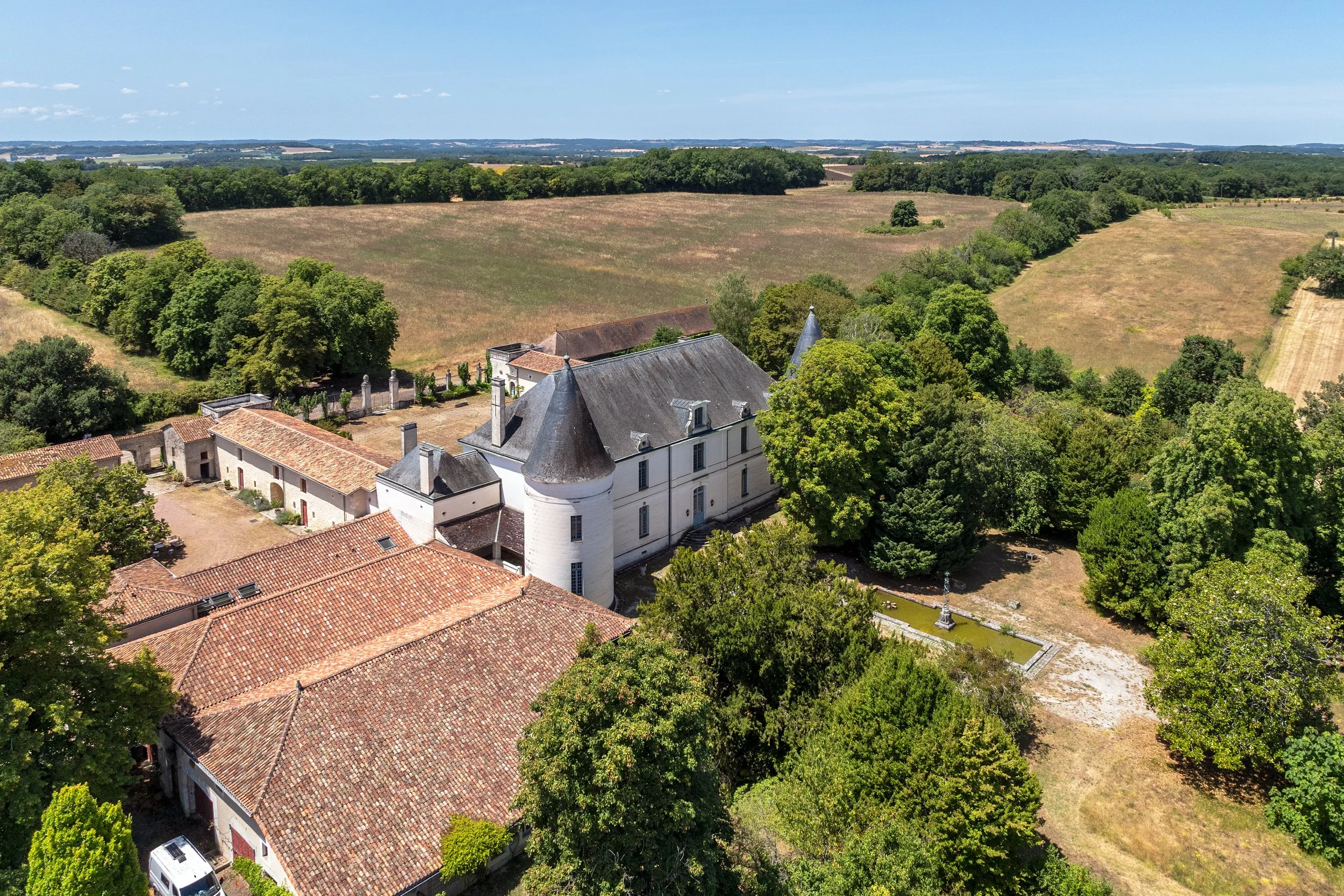 francis-york-PER-3888-FDL-18th-century-chateau-to-restore-185-acres-dordogne-france-27.jpg