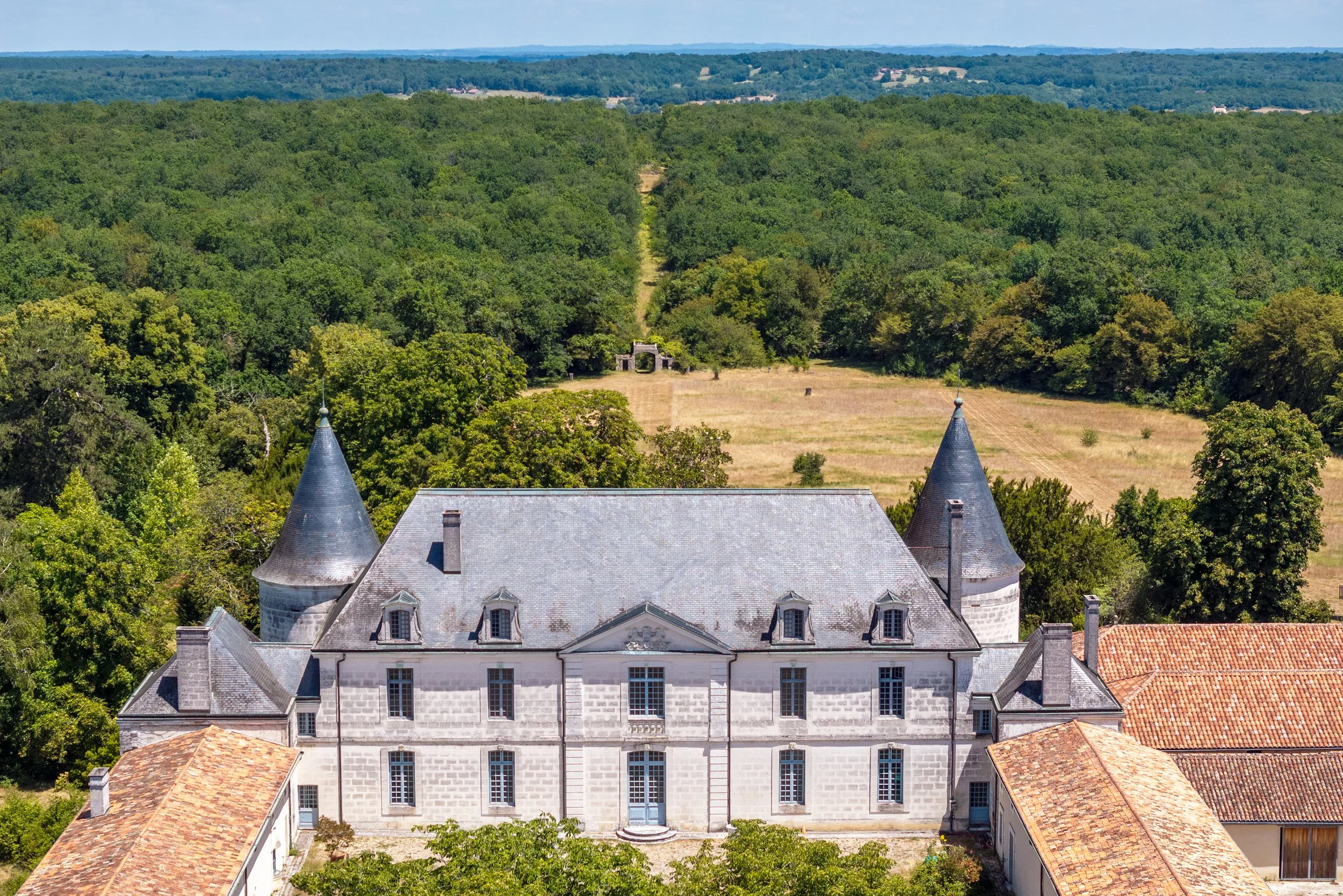 francis-york-PER-3888-FDL-18th-century-chateau-to-restore-185-acres-dordogne-france-28.jpg