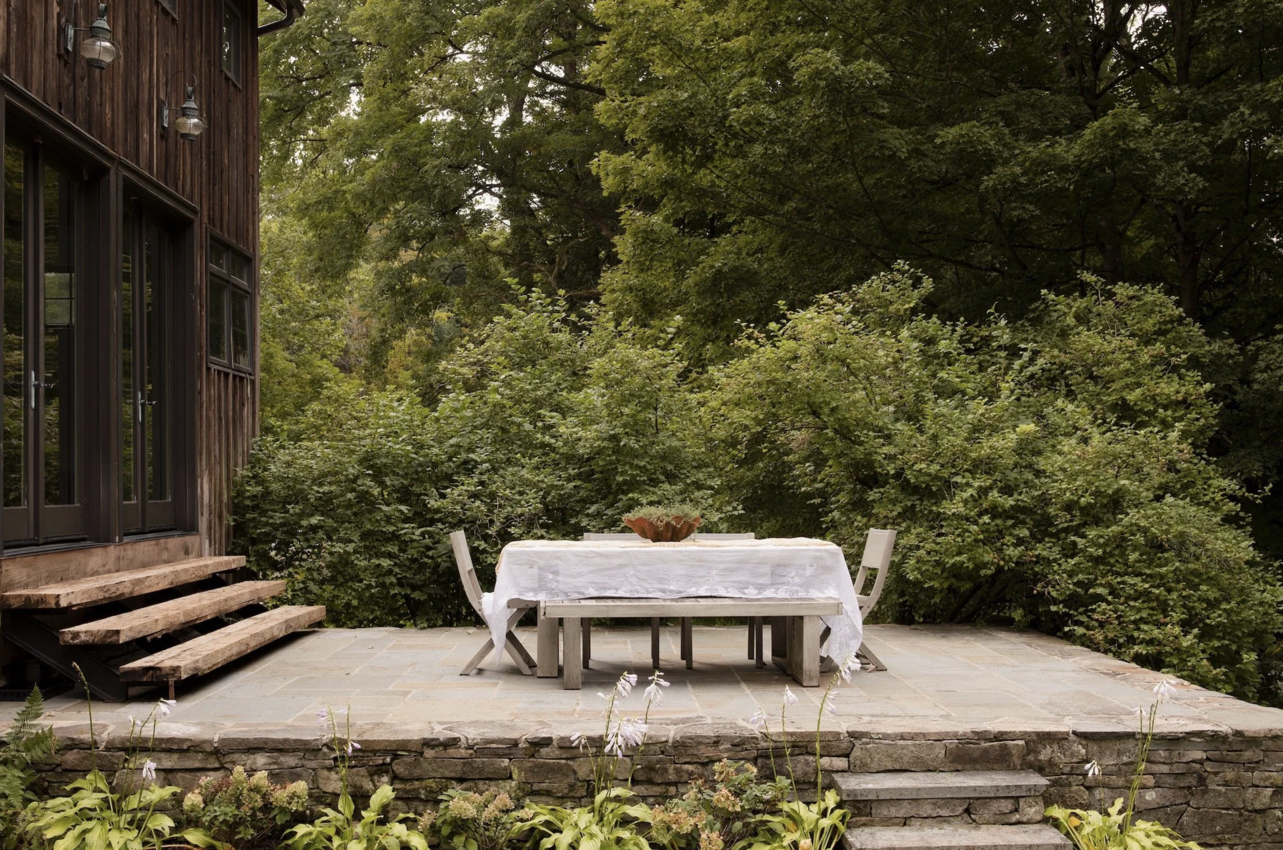 francis-york-restored-1765-farmhouse-converted-barn-hudson-valley-new-york-9.png