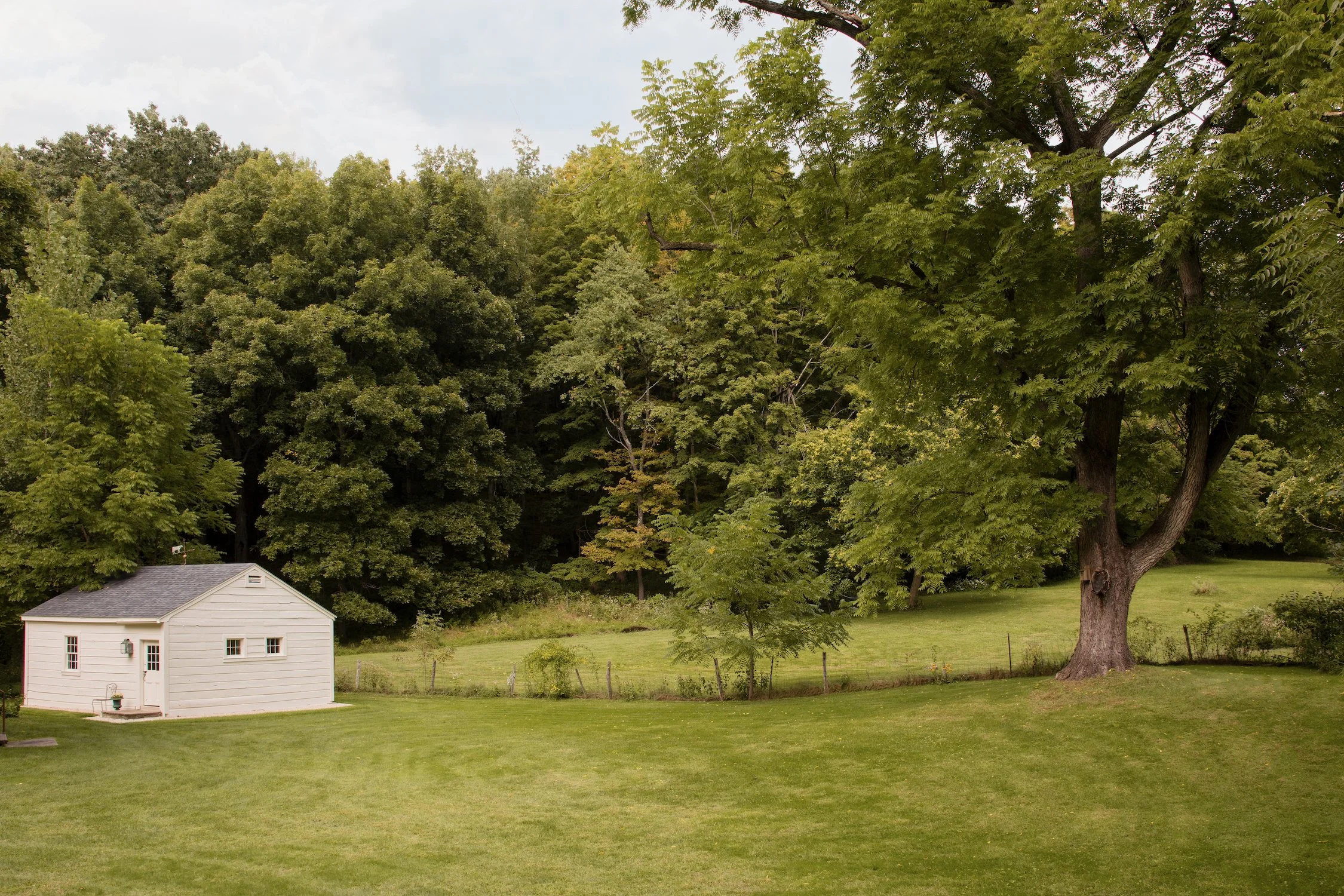 francis-york-restored-1765-farmhouse-converted-barn-hudson-valley-new-york-38.jpeg