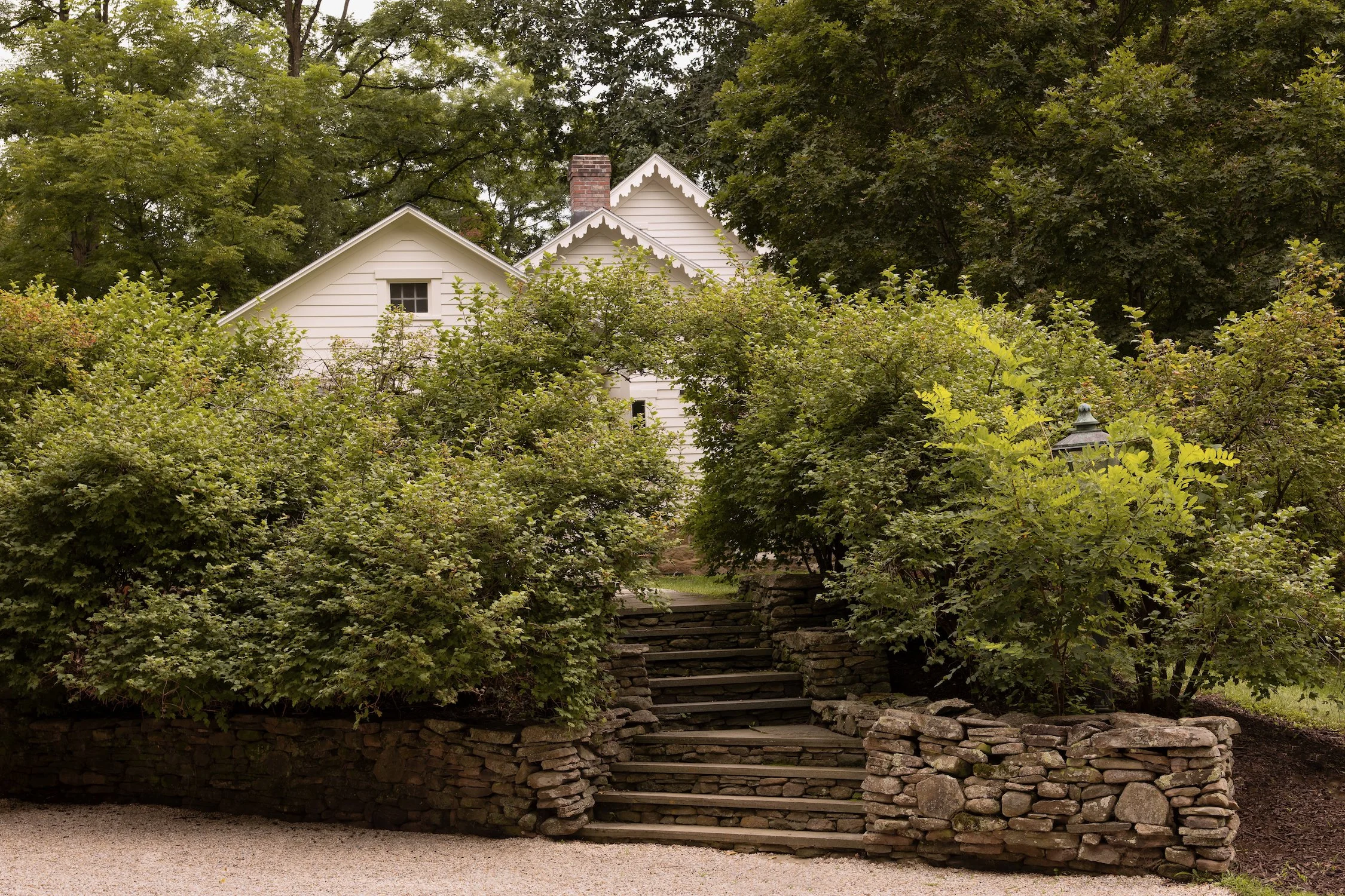 francis-york-restored-1765-farmhouse-converted-barn-hudson-valley-new-york-70.jpeg