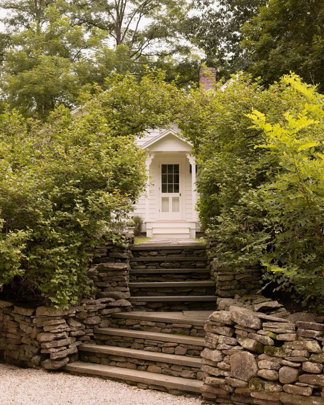 francis-york-restored-1765-farmhouse-converted-barn-hudson-valley-new-york-76.jpeg