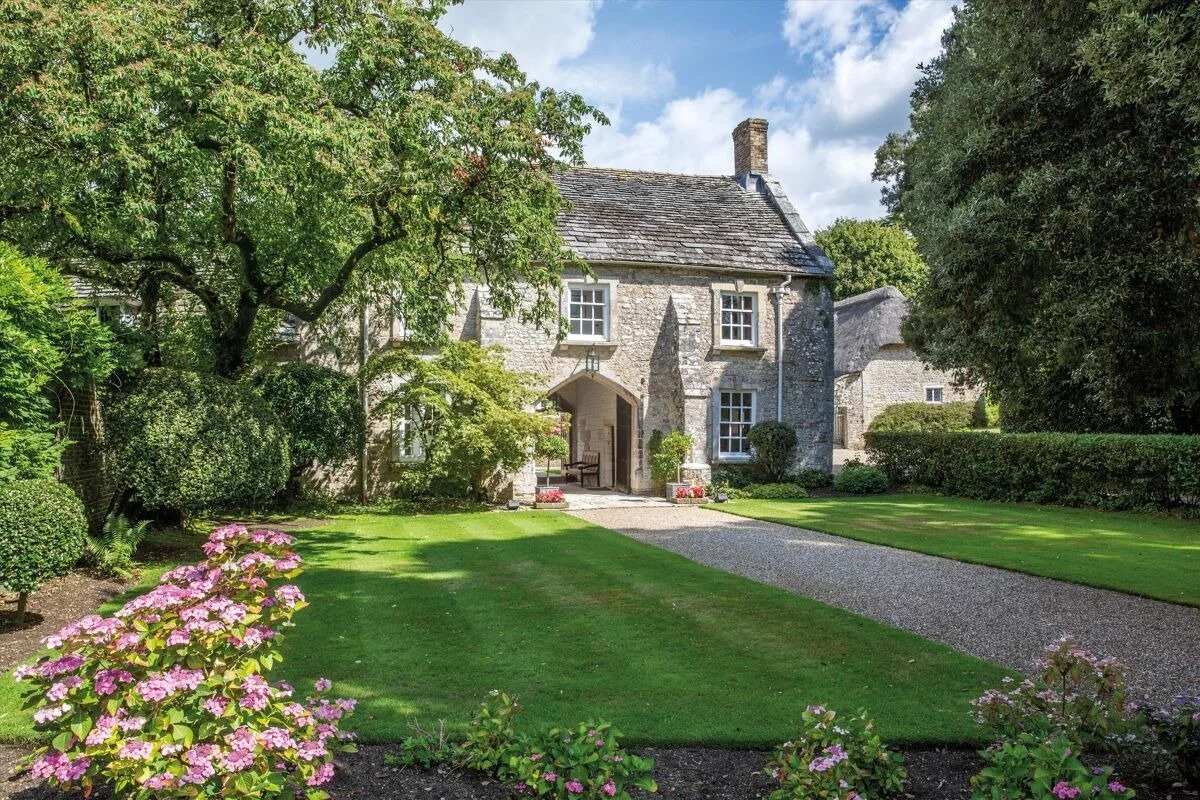 binghams-melcombe-historic-manor-estate-dorset-england-14.jpg