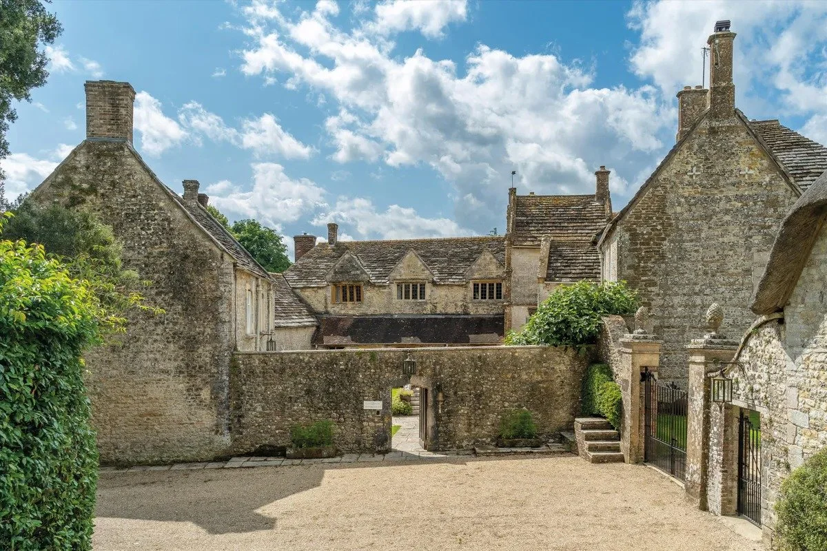 binghams-melcombe-historic-manor-estate-dorset-england-15.jpg