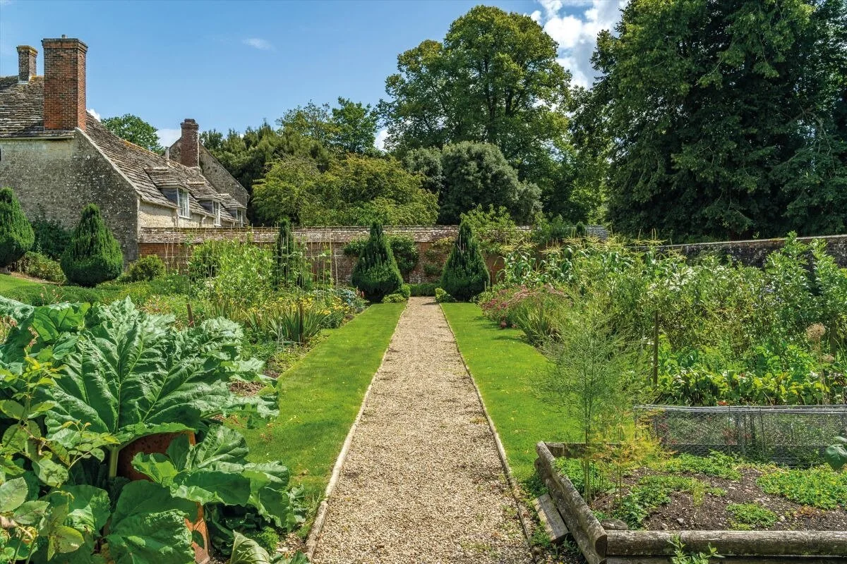 binghams-melcombe-historic-manor-estate-dorset-england-22.jpg
