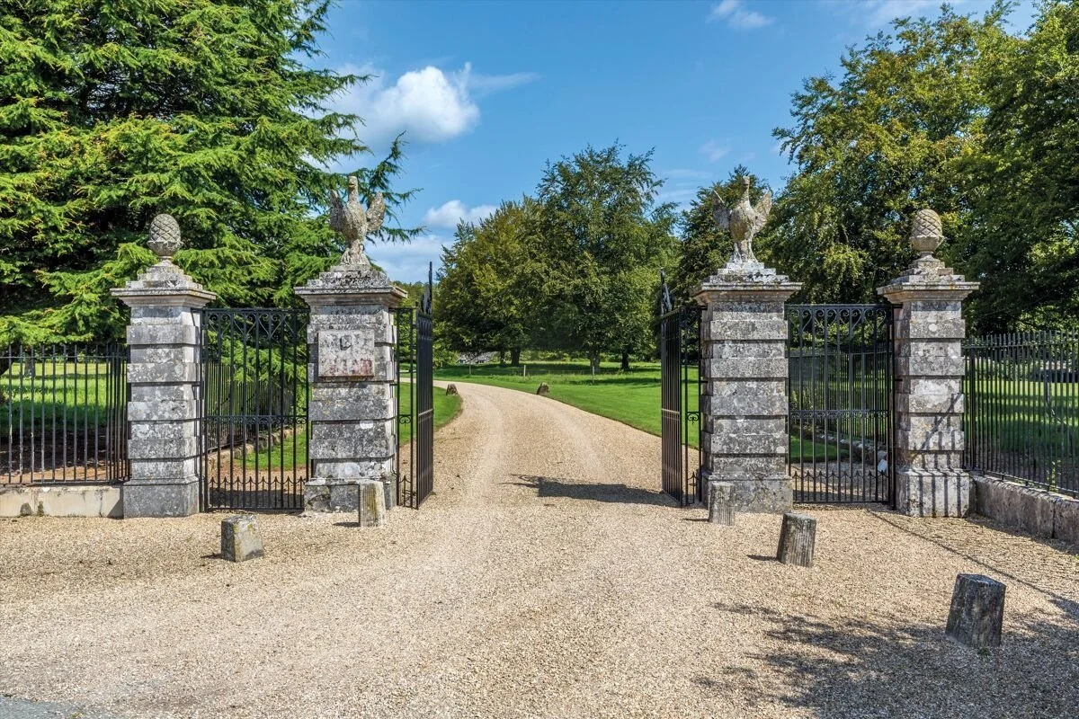 binghams-melcombe-historic-manor-estate-dorset-england-26.jpg