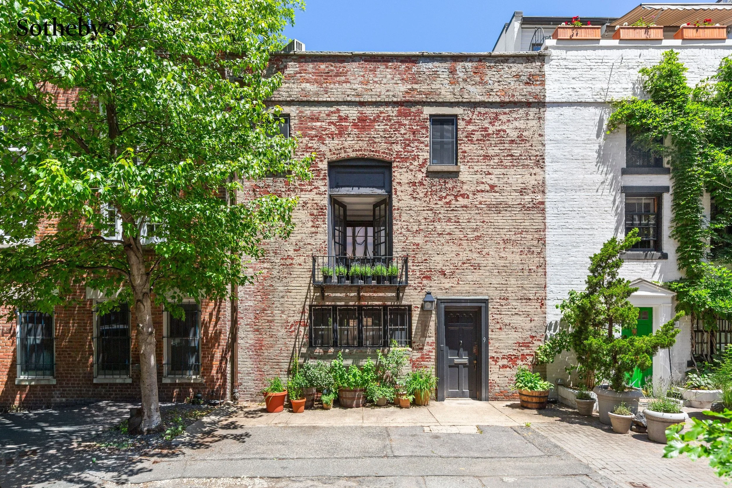 francis-york-9-macdougal-alley-greenwich-village-jackson-pollock-12.jpg