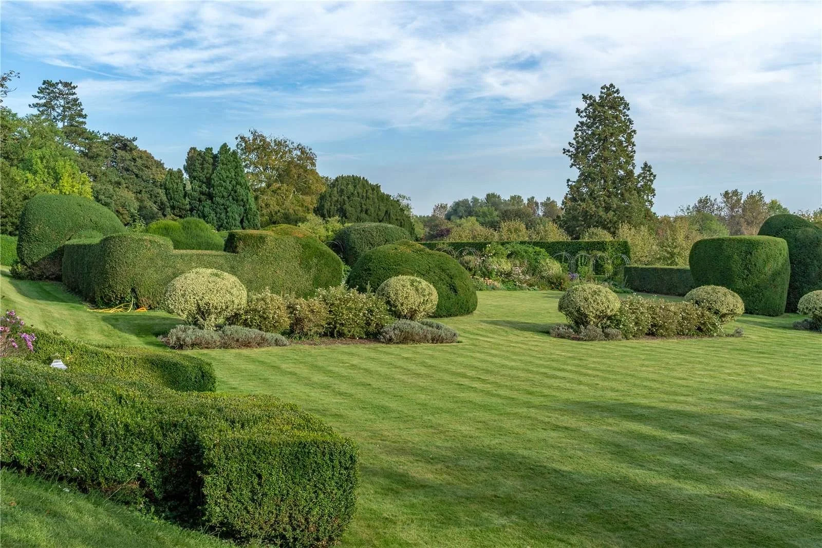 francis-york-hunton-manor-georgian-country-house-hampshire-england-12.jpg