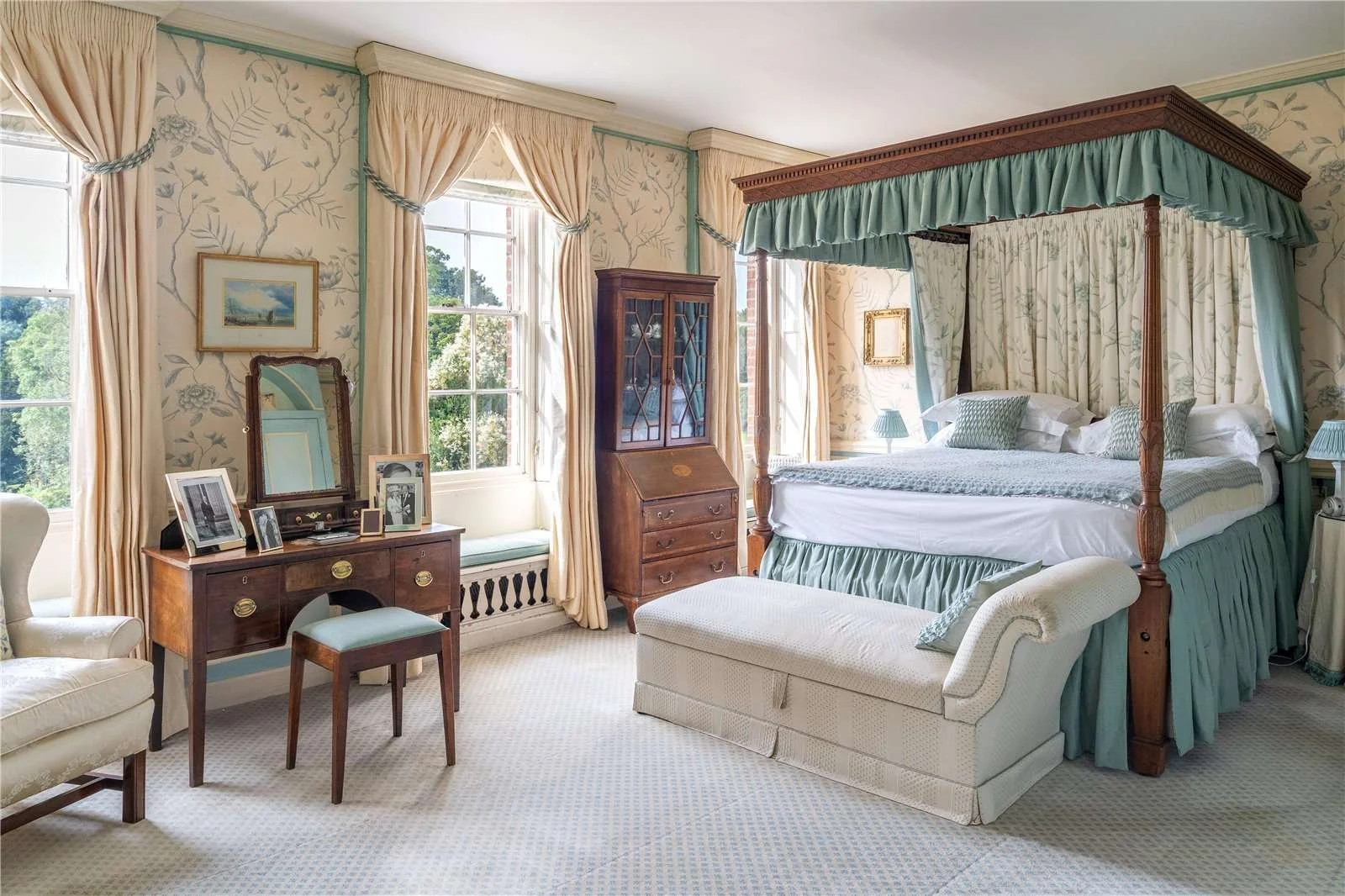 francis-york-hunton-manor-georgian-country-house-hampshire-england-35.jpg