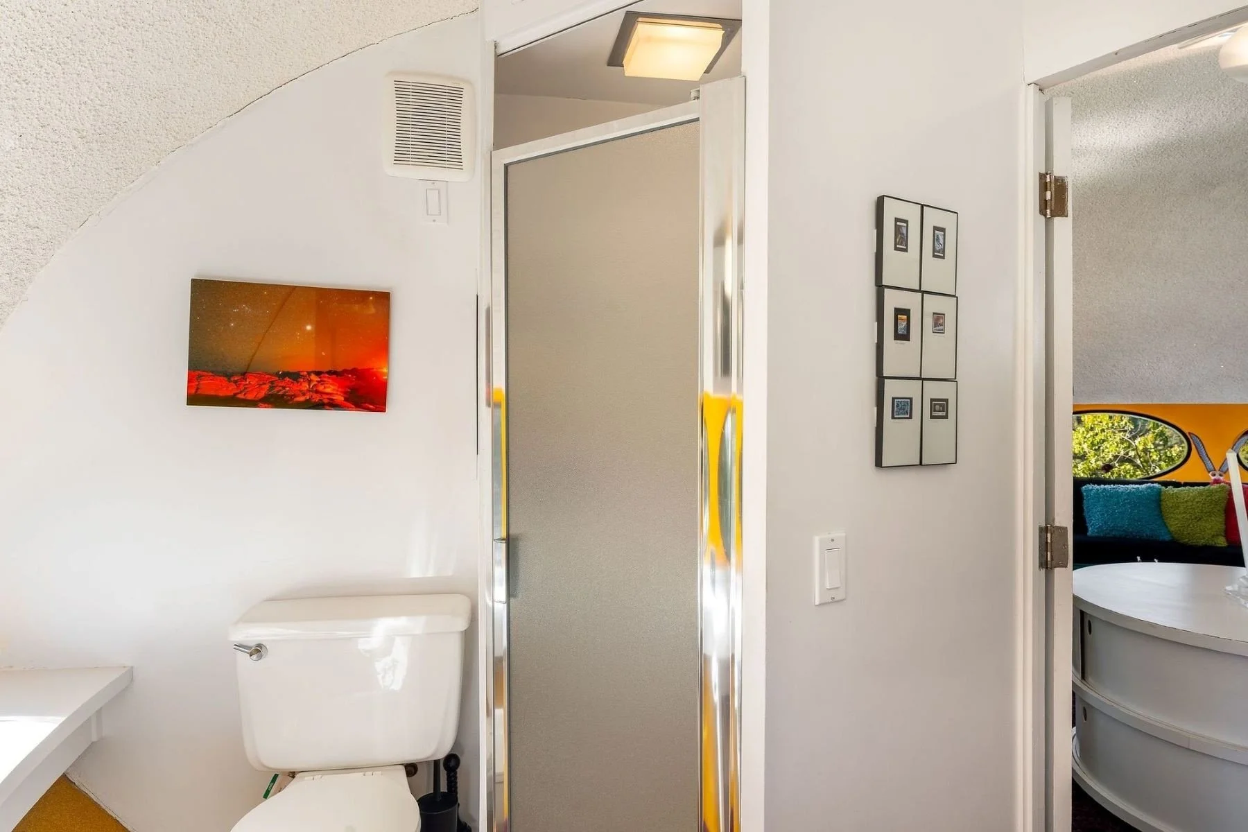 francis-york-donaldson-futuro-house-matti-suuronen-space-age-architecture-idyllwild-california-6.jpeg