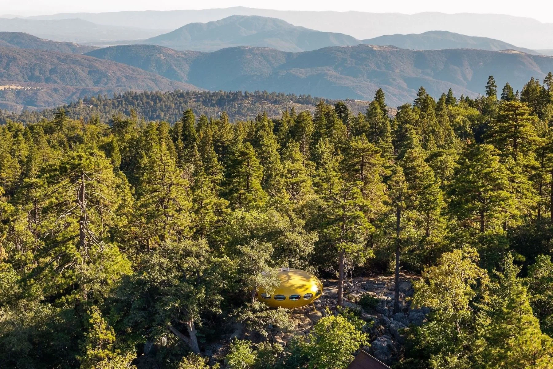 francis-york-donaldson-futuro-house-matti-suuronen-space-age-architecture-idyllwild-california-55.jpeg