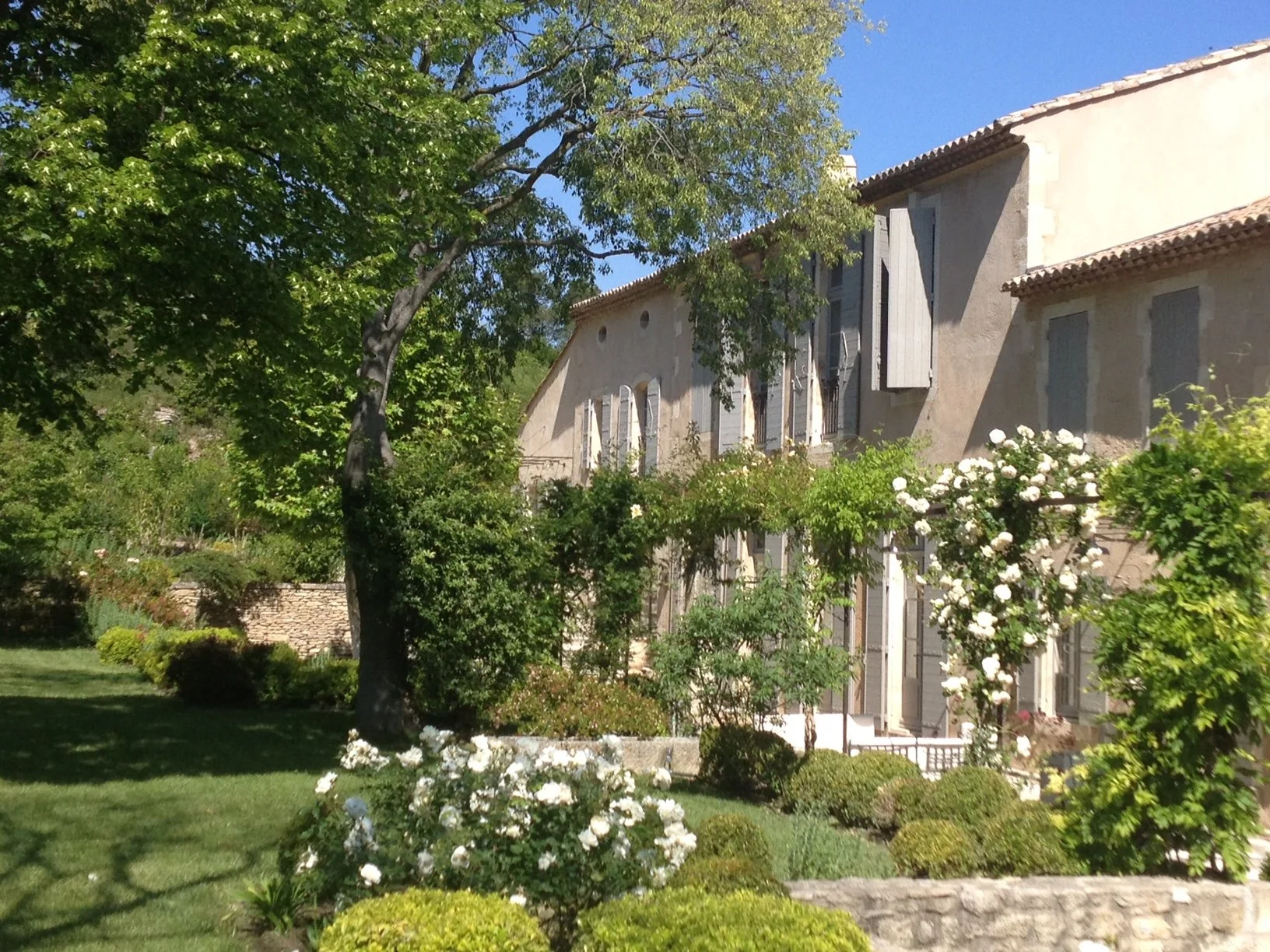 francis-york-18th-century-provencal-farmhouse-alpilles-saint-remy-de-provence-19.JPG