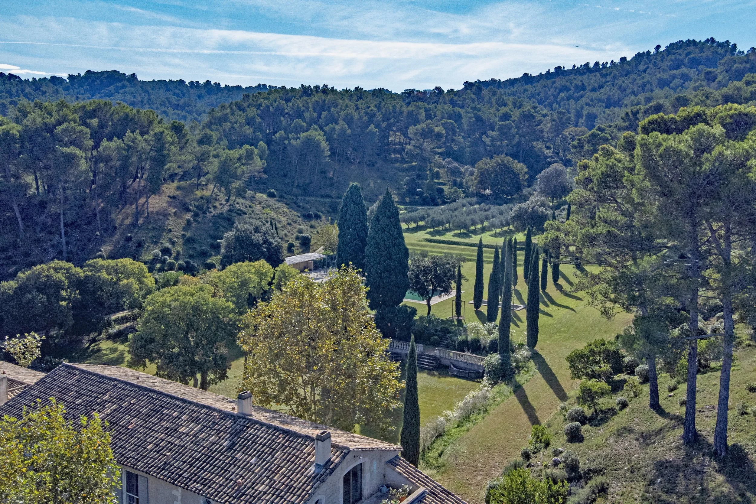 francis-york-18th-century-provencal-farmhouse-alpilles-saint-remy-de-provence-22.jpg