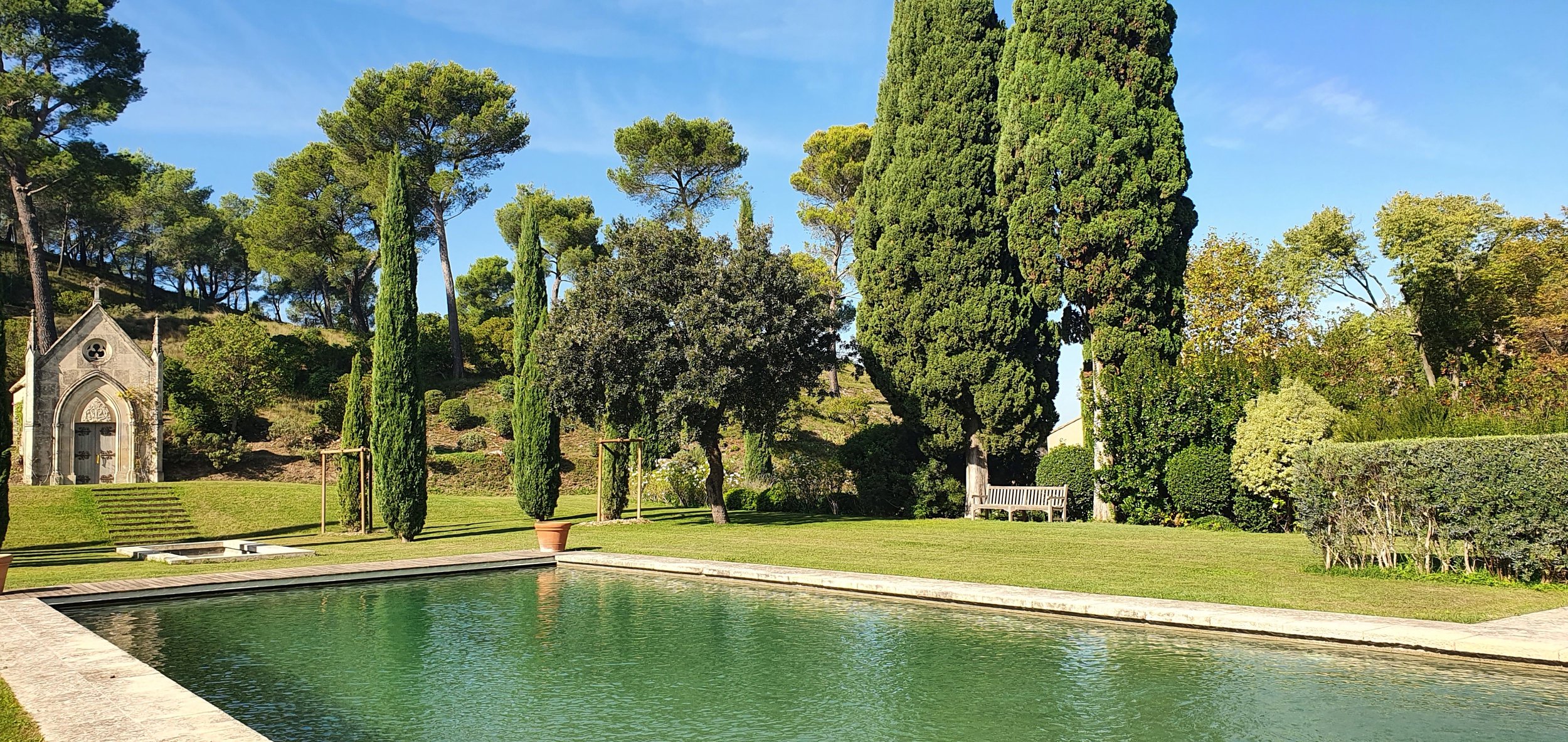 francis-york-18th-century-provencal-farmhouse-alpilles-saint-remy-de-provence-24.jpg