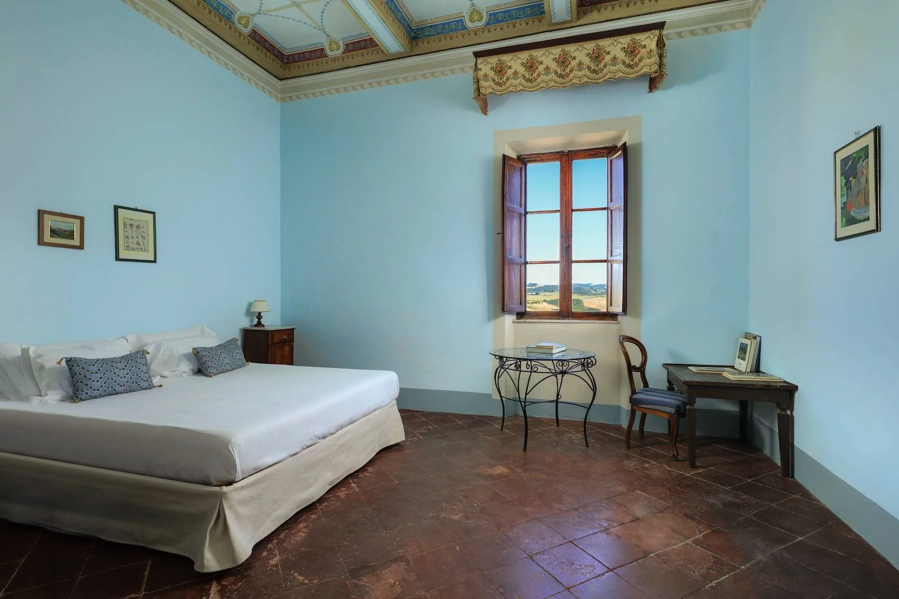 francis-york-medieval-villa-753-acre-wine-estate-tuscany-italy-28.jpg
