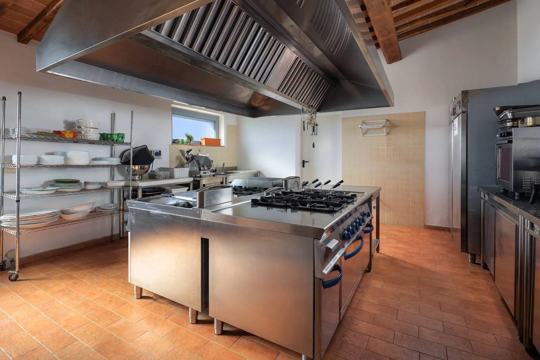 francis-york-medieval-villa-753-acre-wine-estate-tuscany-italy-31.jpg