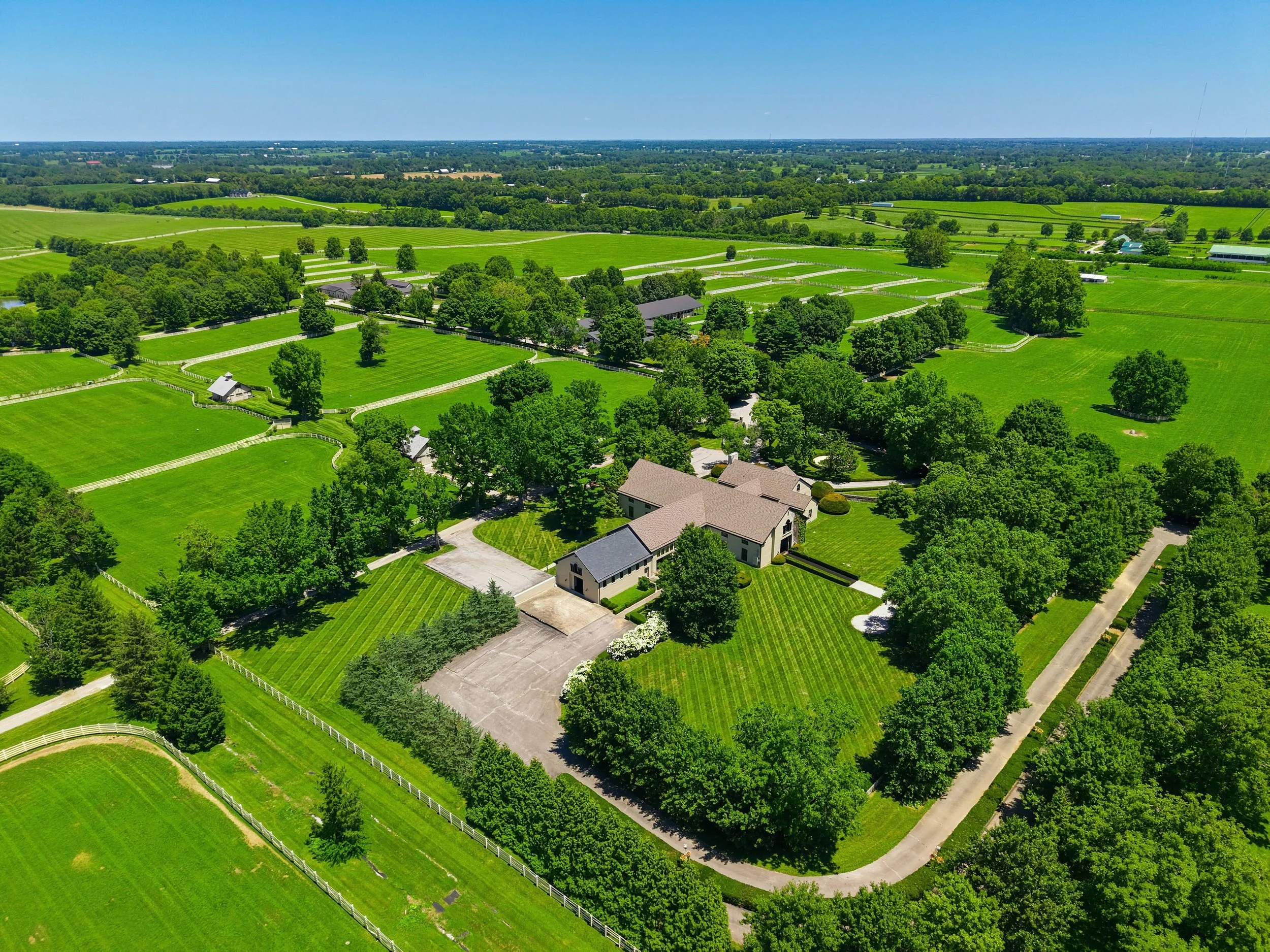 francis-york-castleton-lyons-historic-kentucky-equestrian-estate-keeneland-championship-sale-54.jpg
