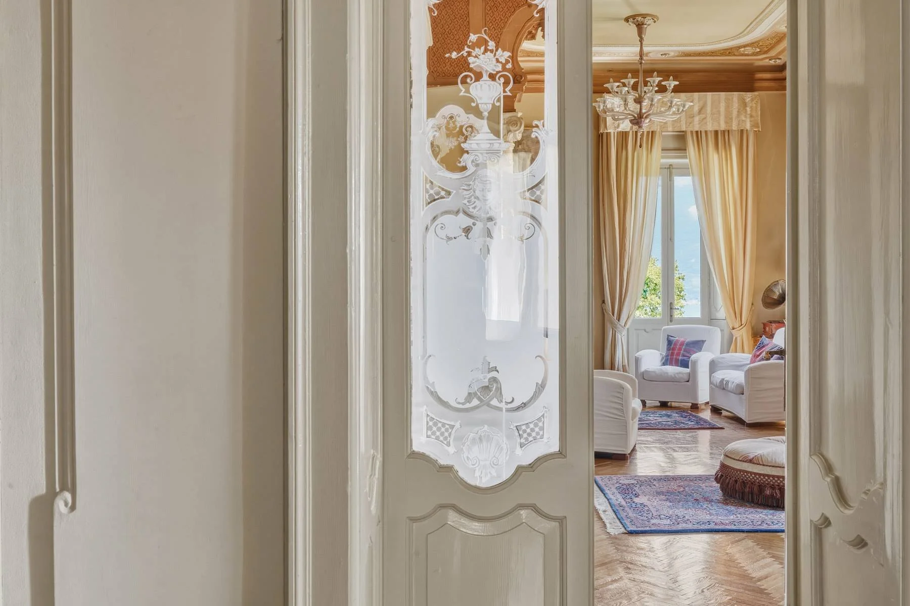 francis-york-lake-garda-villa-4.jpg