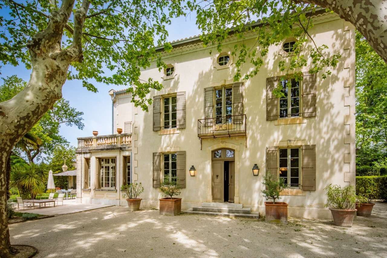 Country Houses, France Edition: Top French Bastide Properties — Francis York