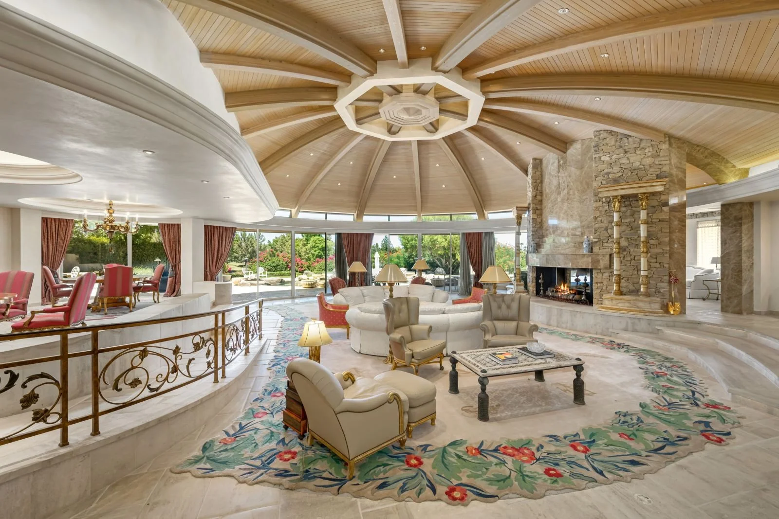 Peak 80sStyle Trophy Mansion in California???s Vintage Club Community