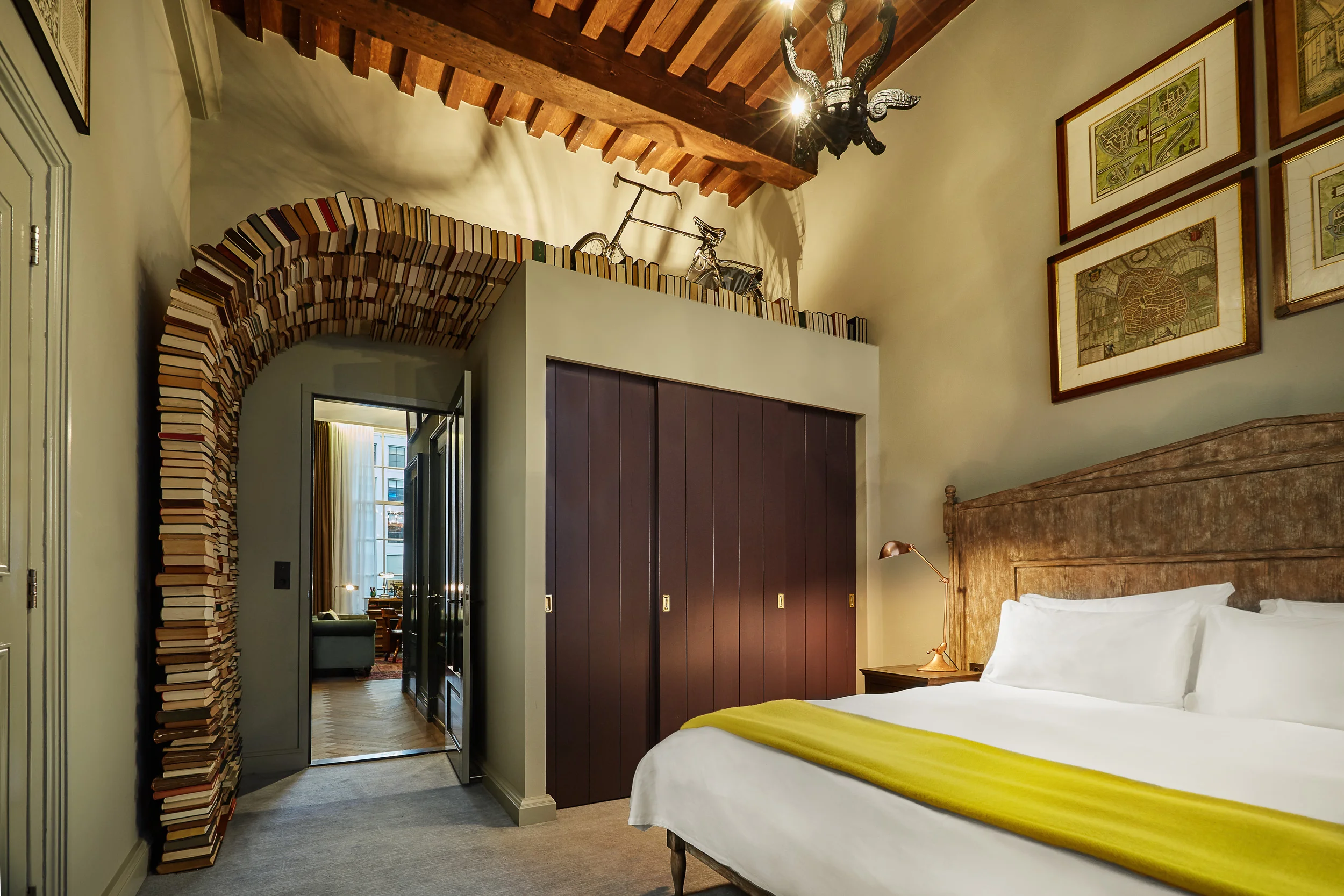 Suites - Book Collectors Suite - Bedroom.jpg